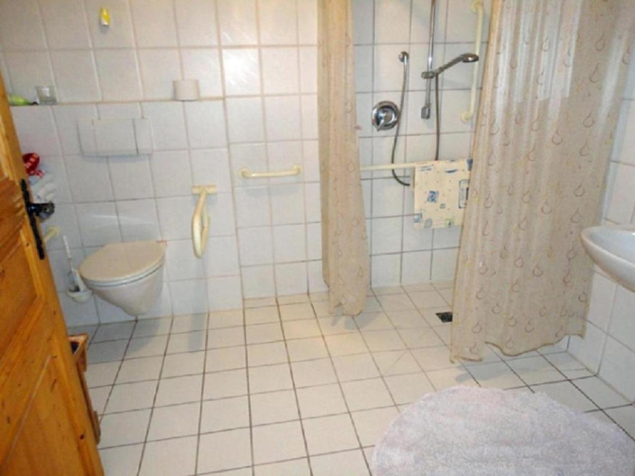 Apartment with Terrace photo 2