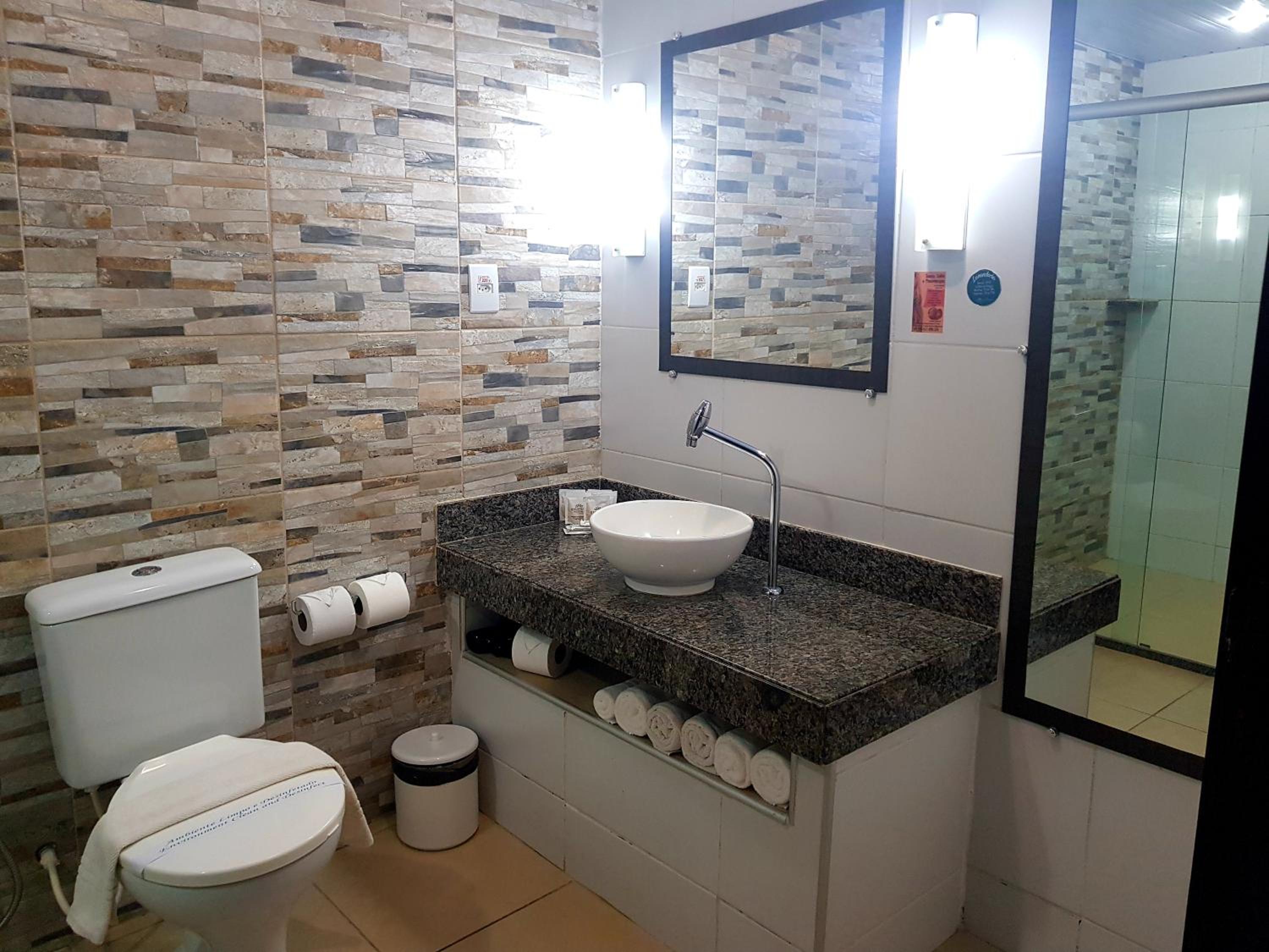 Budget Triple Room - Photo 6