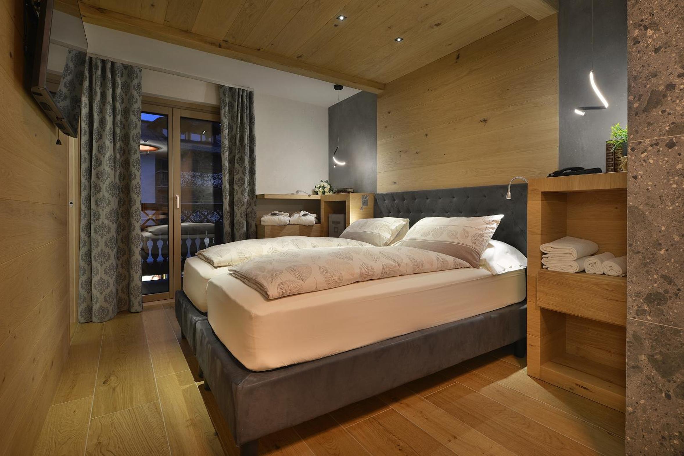 Deluxe Double or Twin Room with Balcony photo 2
