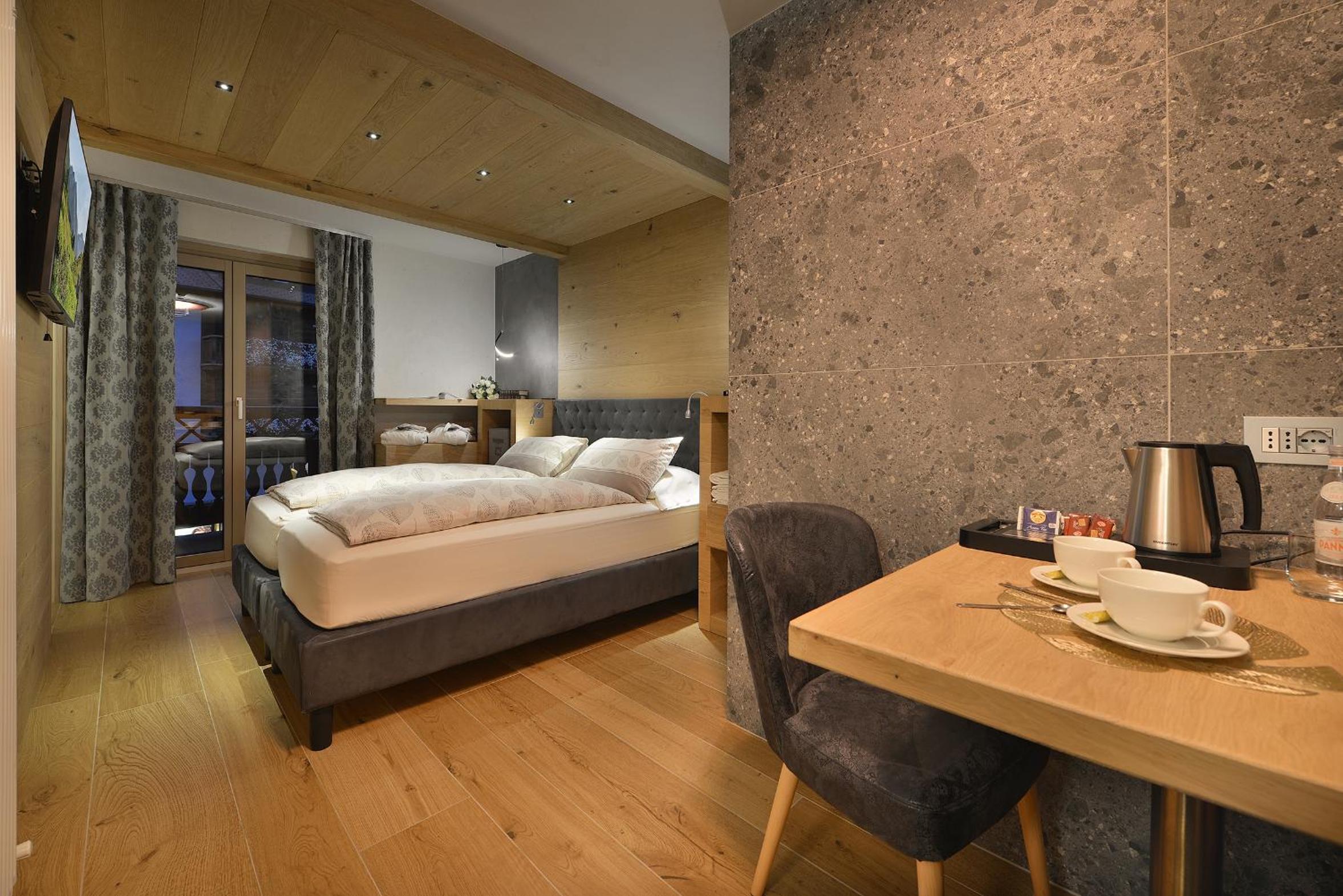 Deluxe Double or Twin Room with Balcony photo 1
