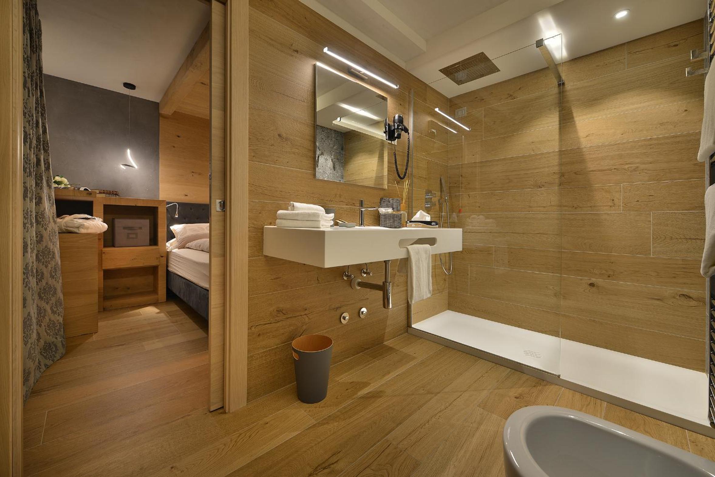 Deluxe Double or Twin Room with Balcony photo 3