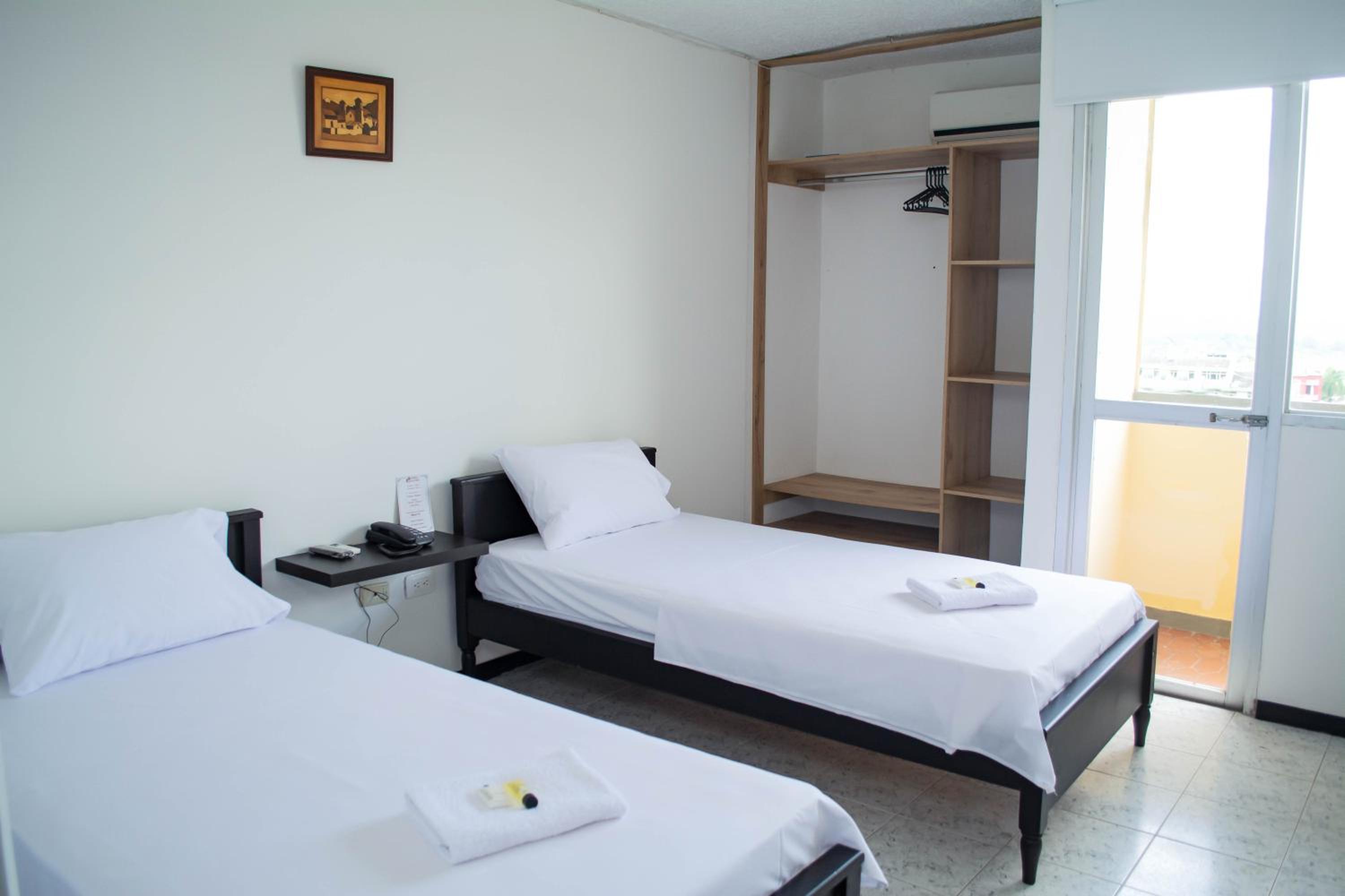 Twin Room photo 2