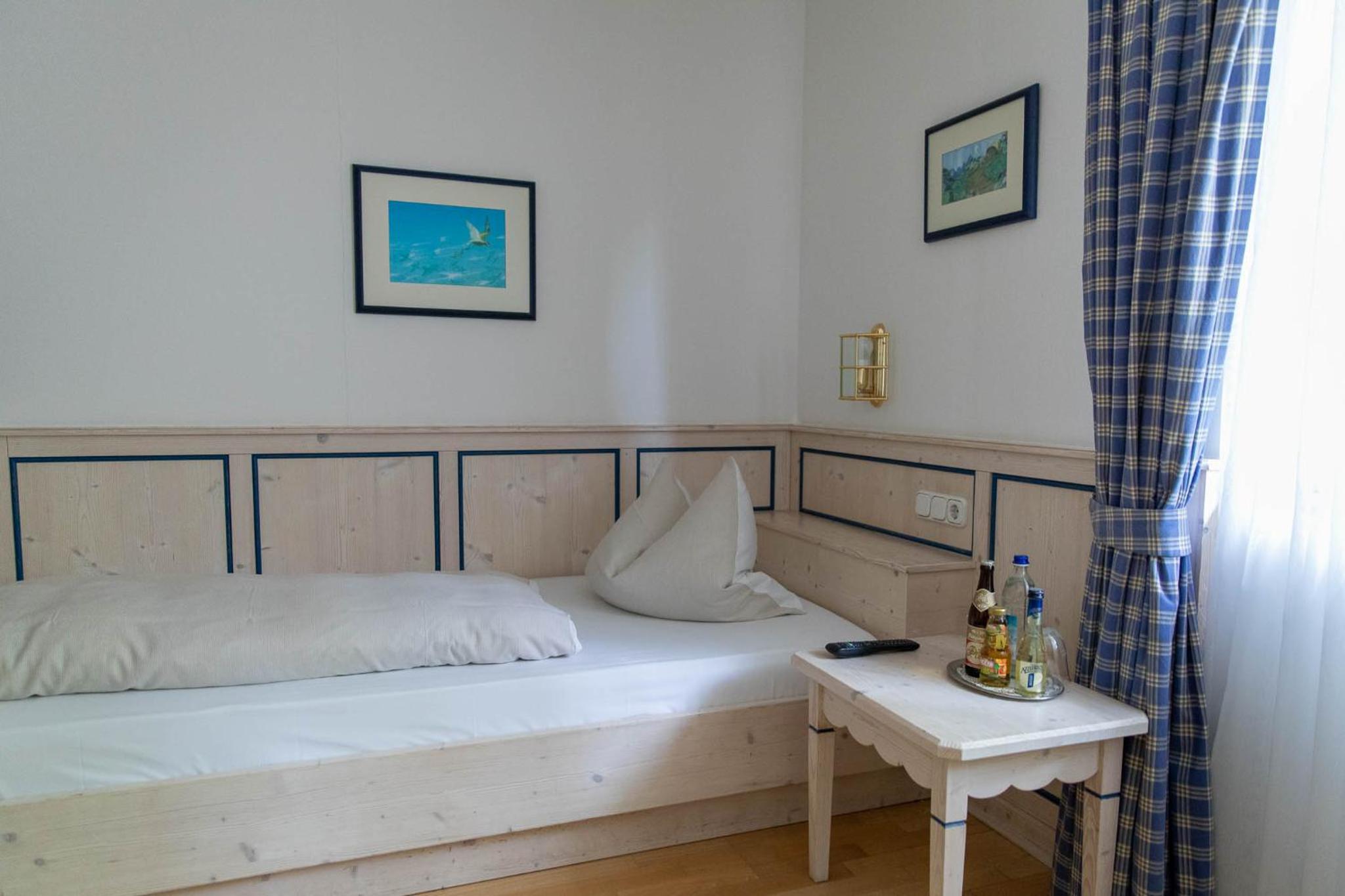 Single Room photo 2