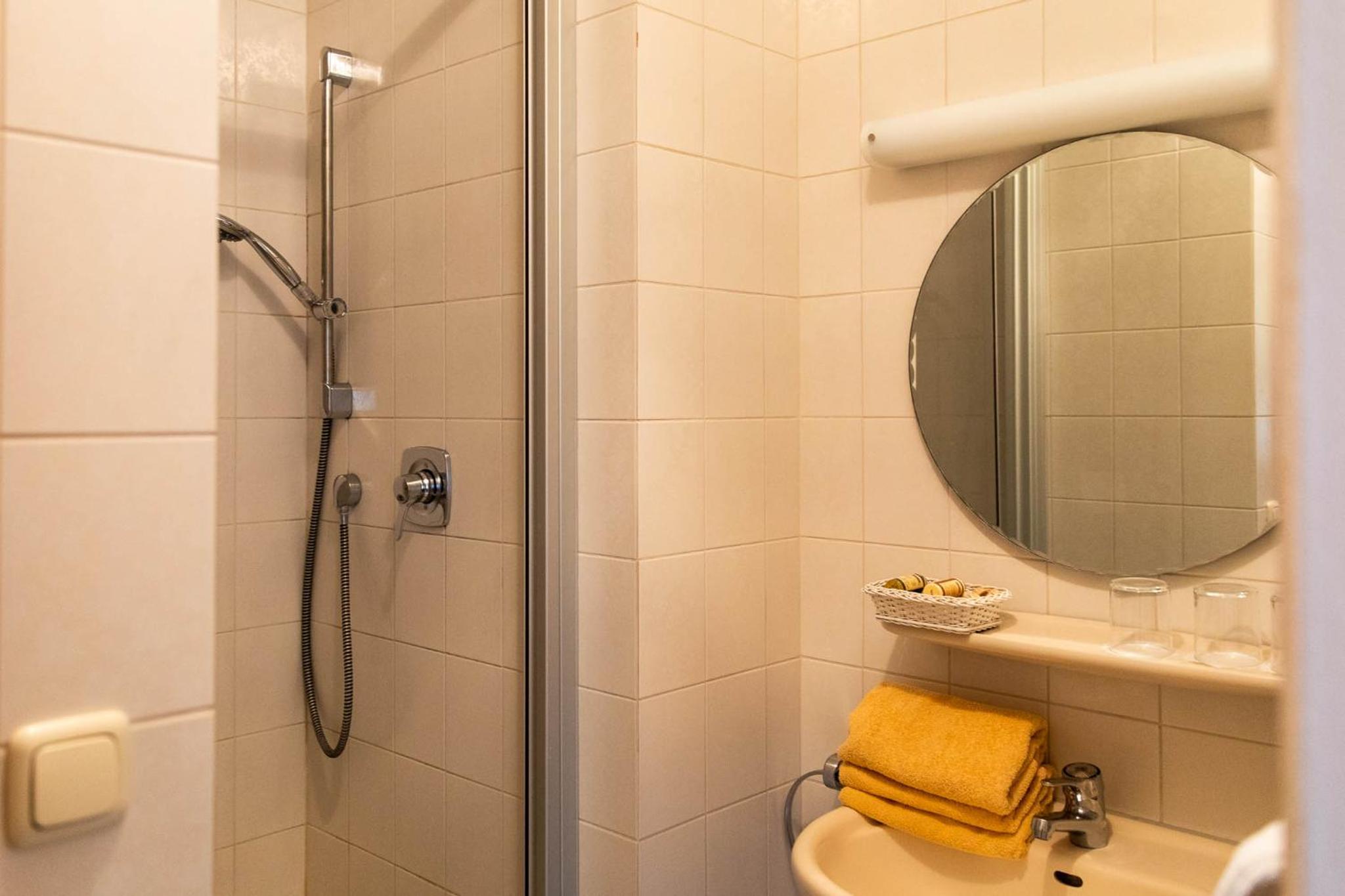 Triple Room - Photo 2