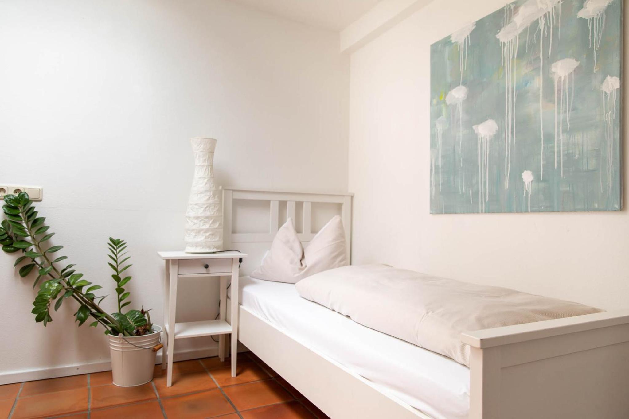 Quadruple Room with Balcony - Photo 4