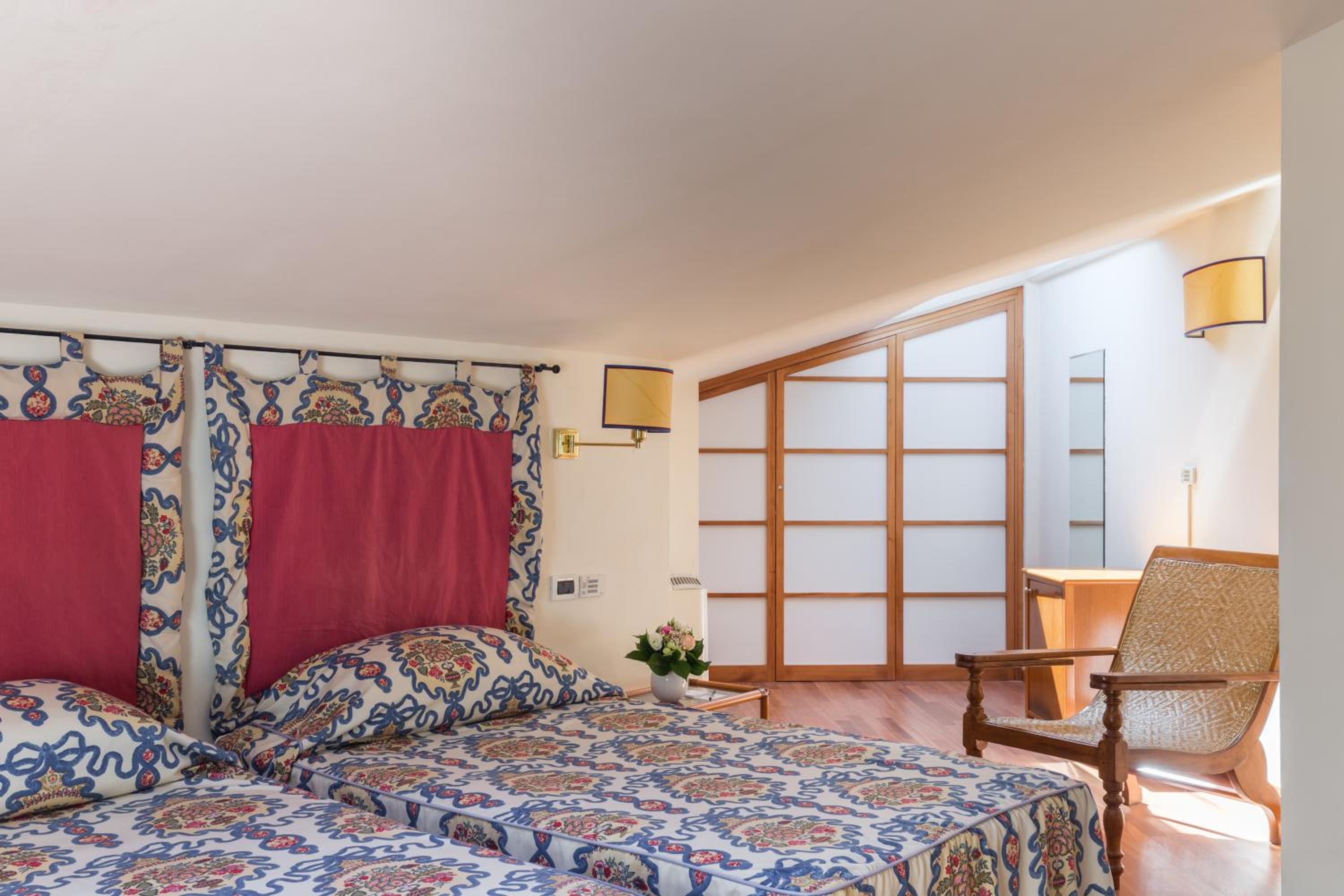 Economy Double Room - Photo 6