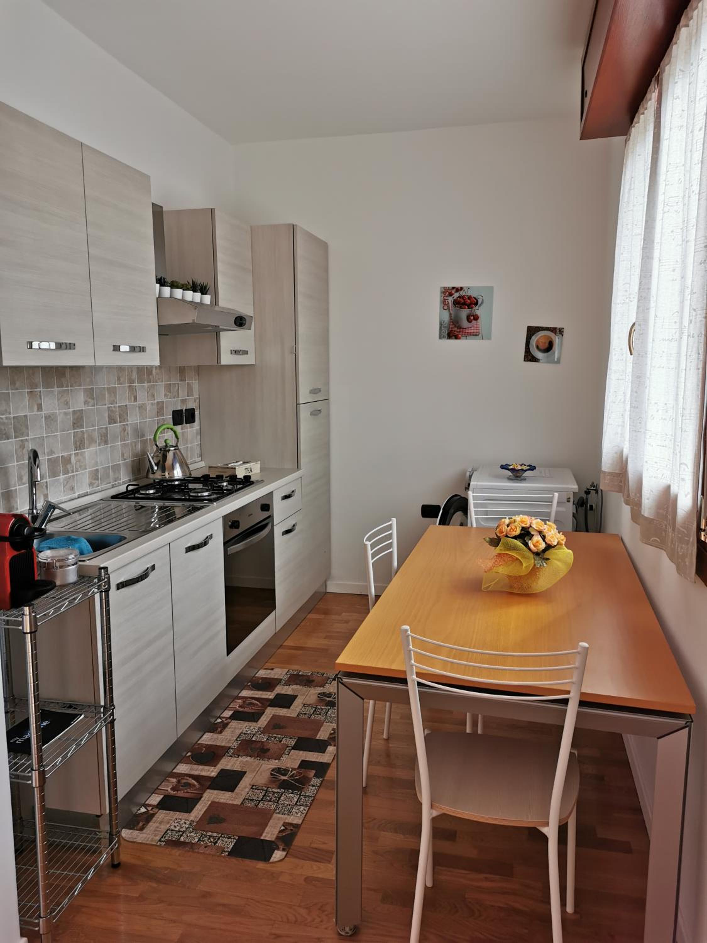 One-Bedroom Apartment - Photo 4