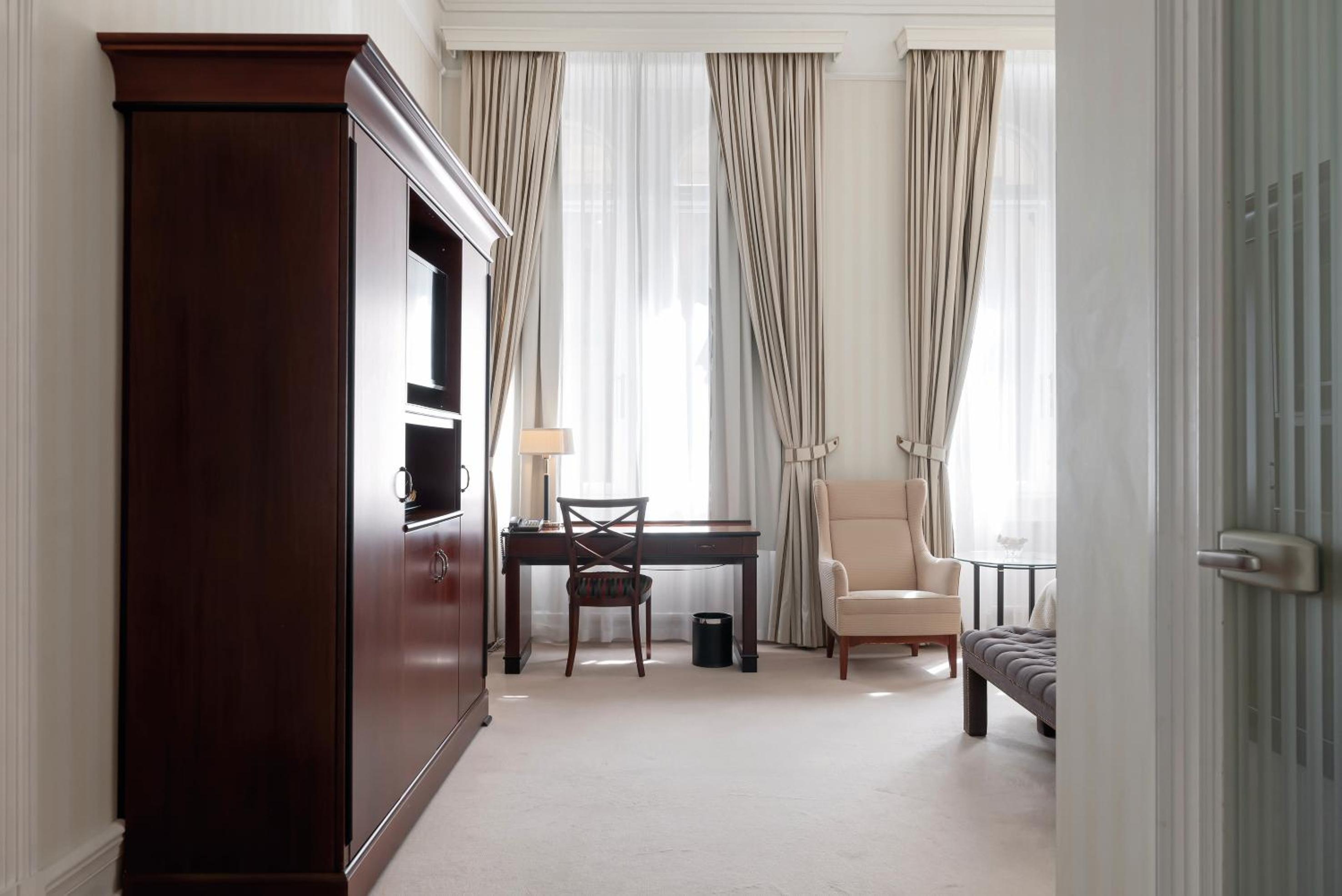 Junior Suite thumbnail 5