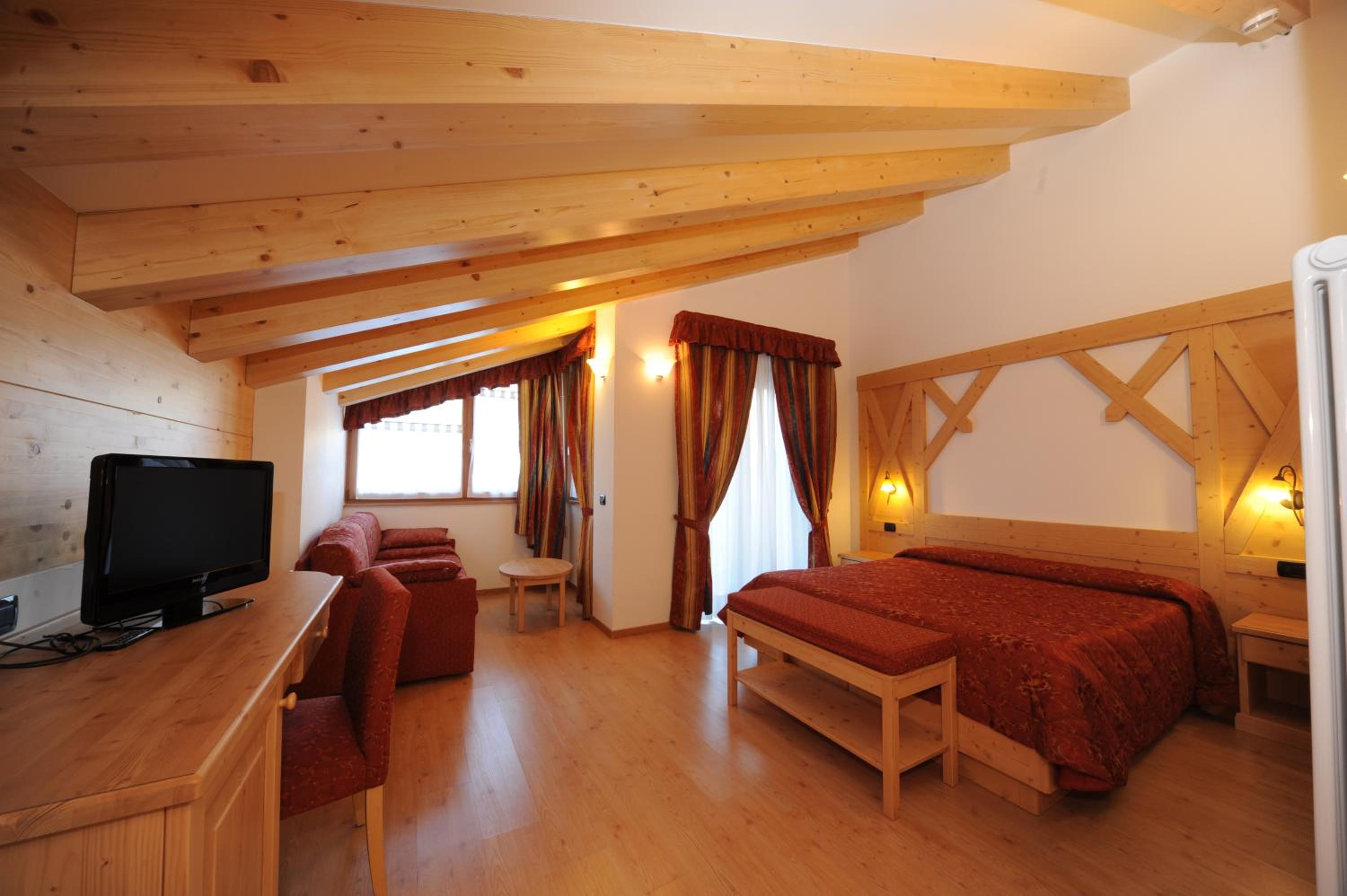 Superior Triple Room