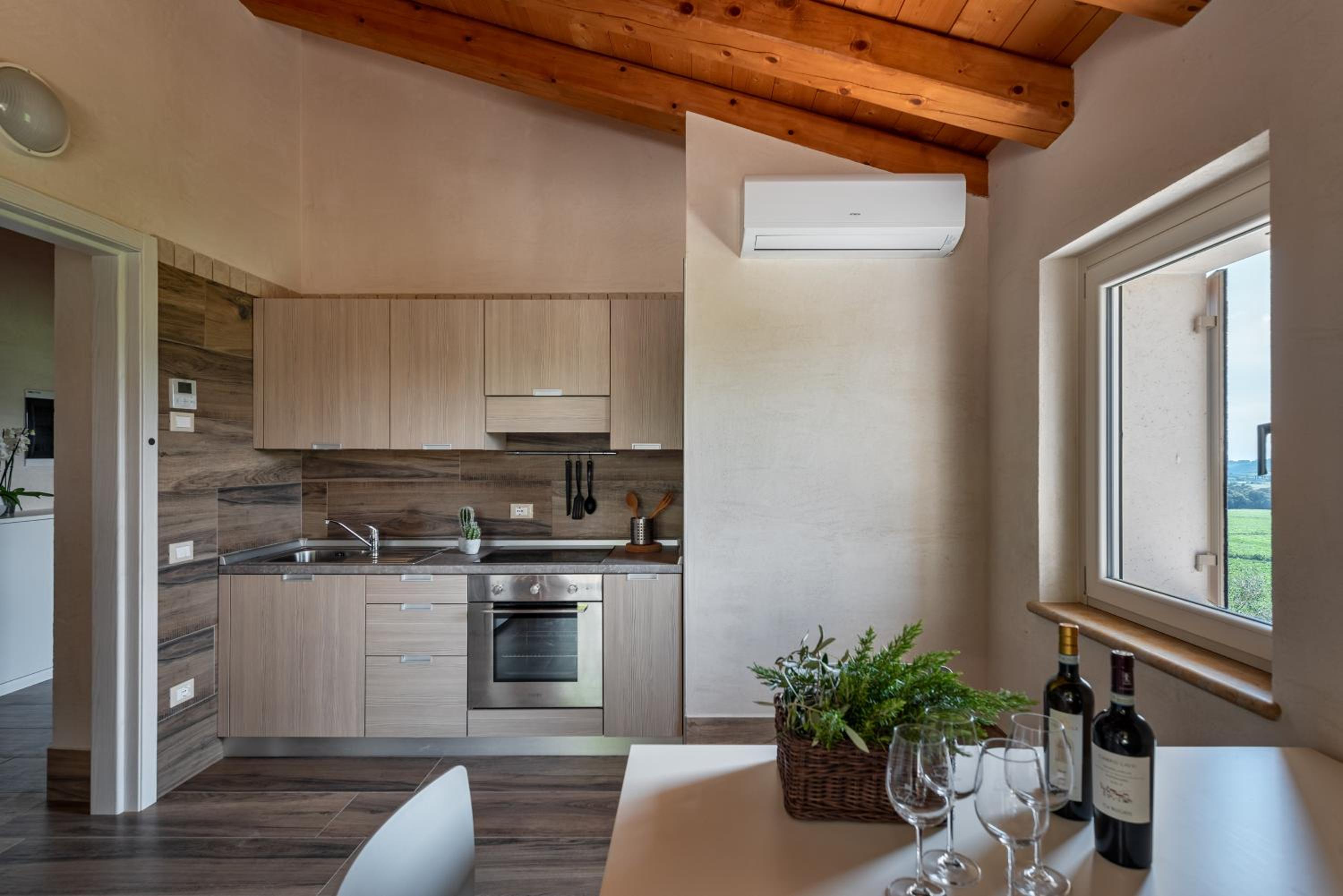 One-Bedroom Apartment - Separate Building photo 3