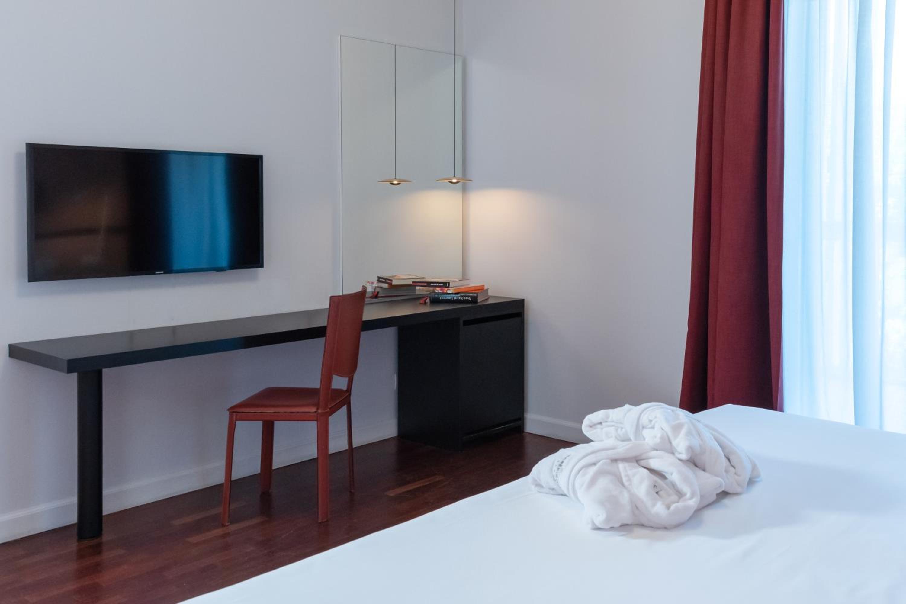 Superior Double or Twin Room - Photo 1