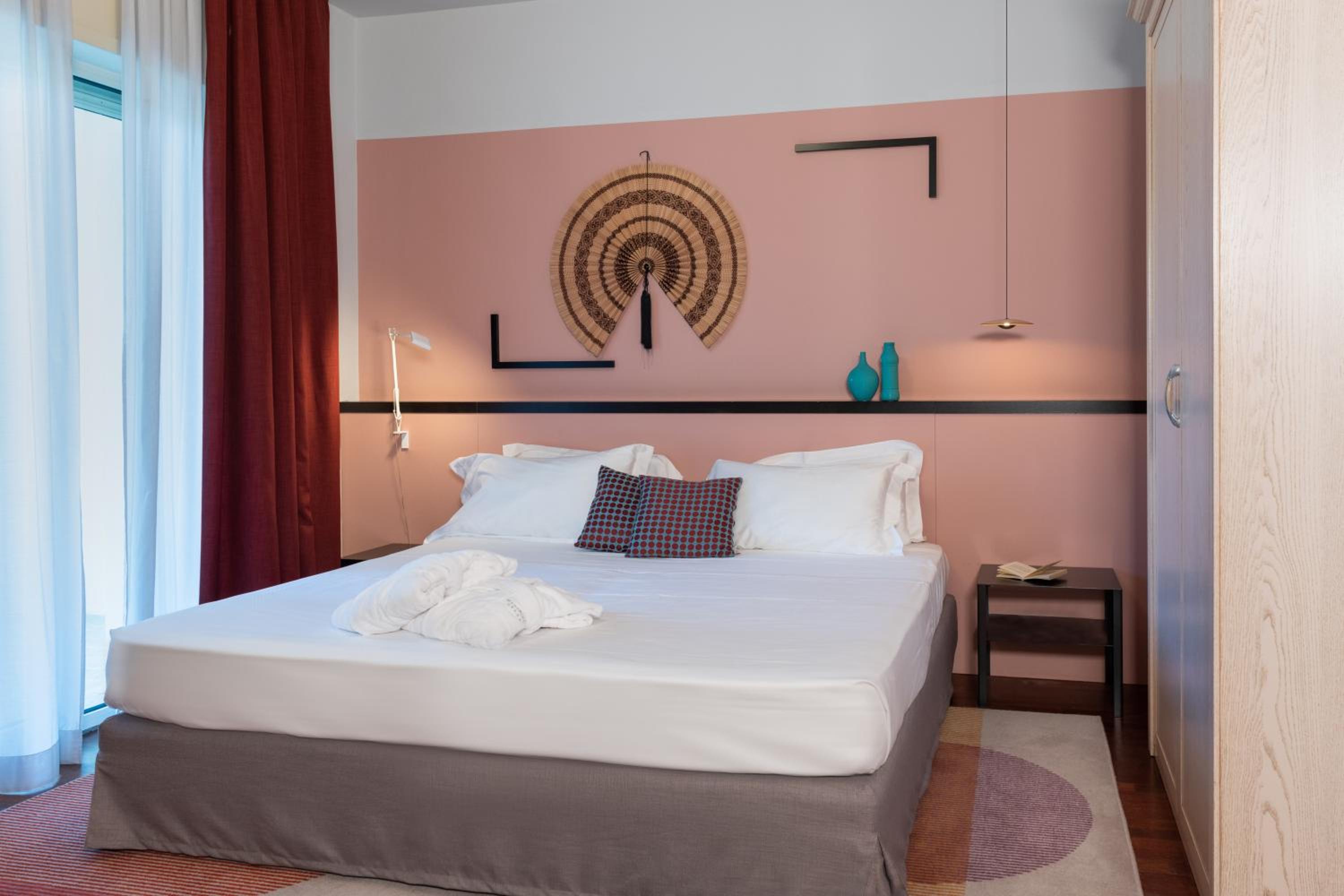 Superior Double or Twin Room - Photo 4