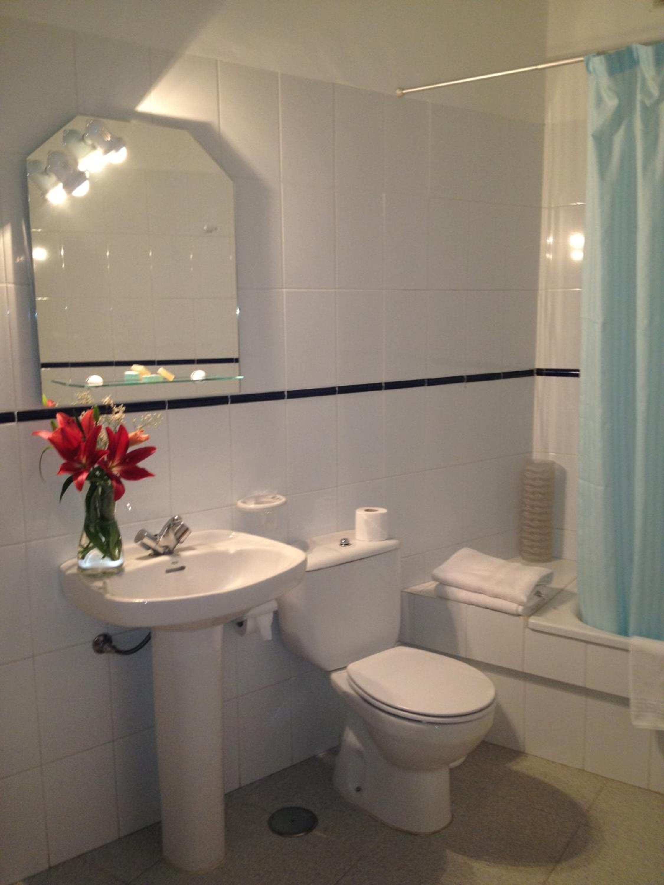 One-Bedroom Apartment (2 Adults) photo 3