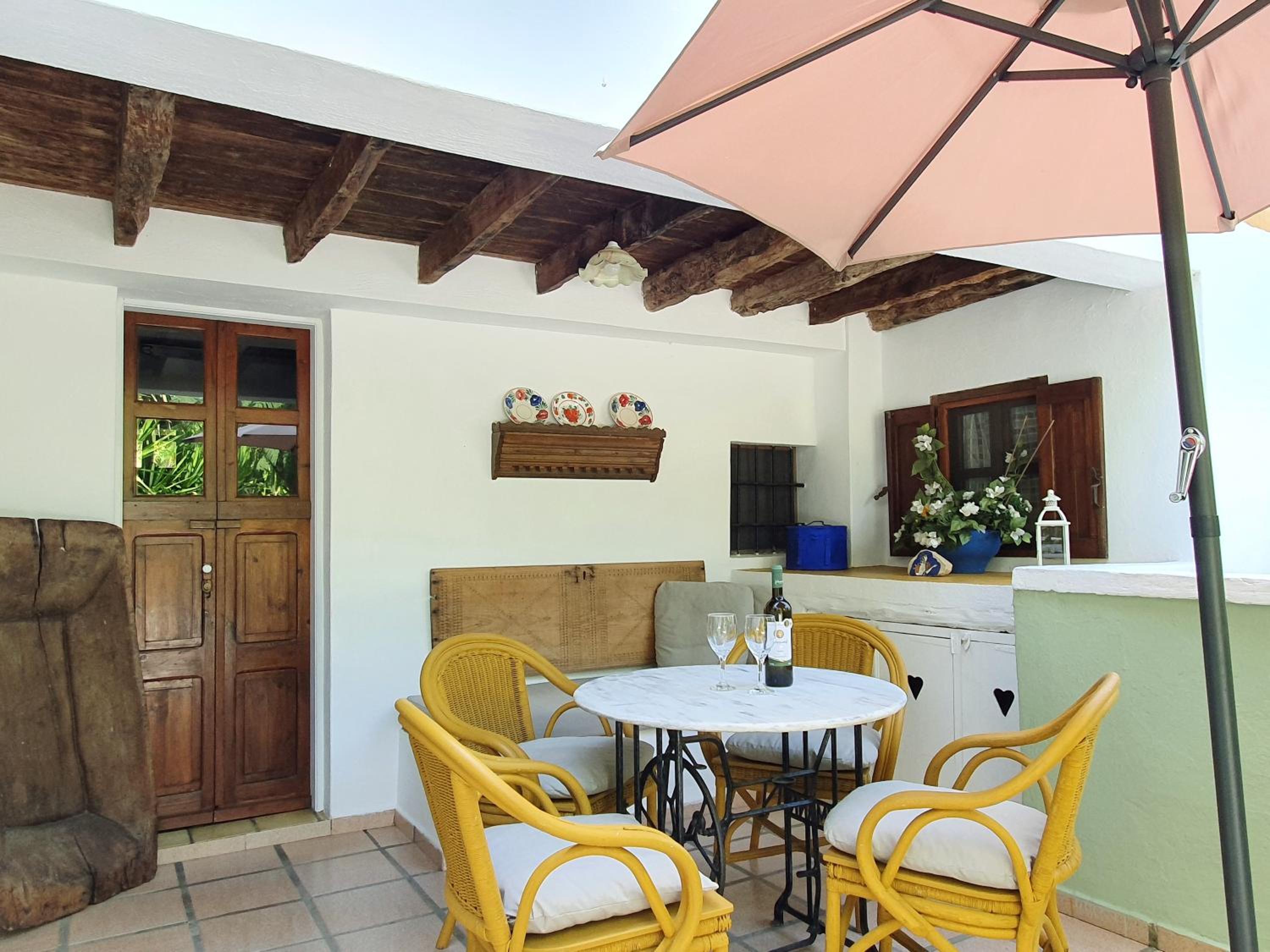 Apartment with Terrace photo 3