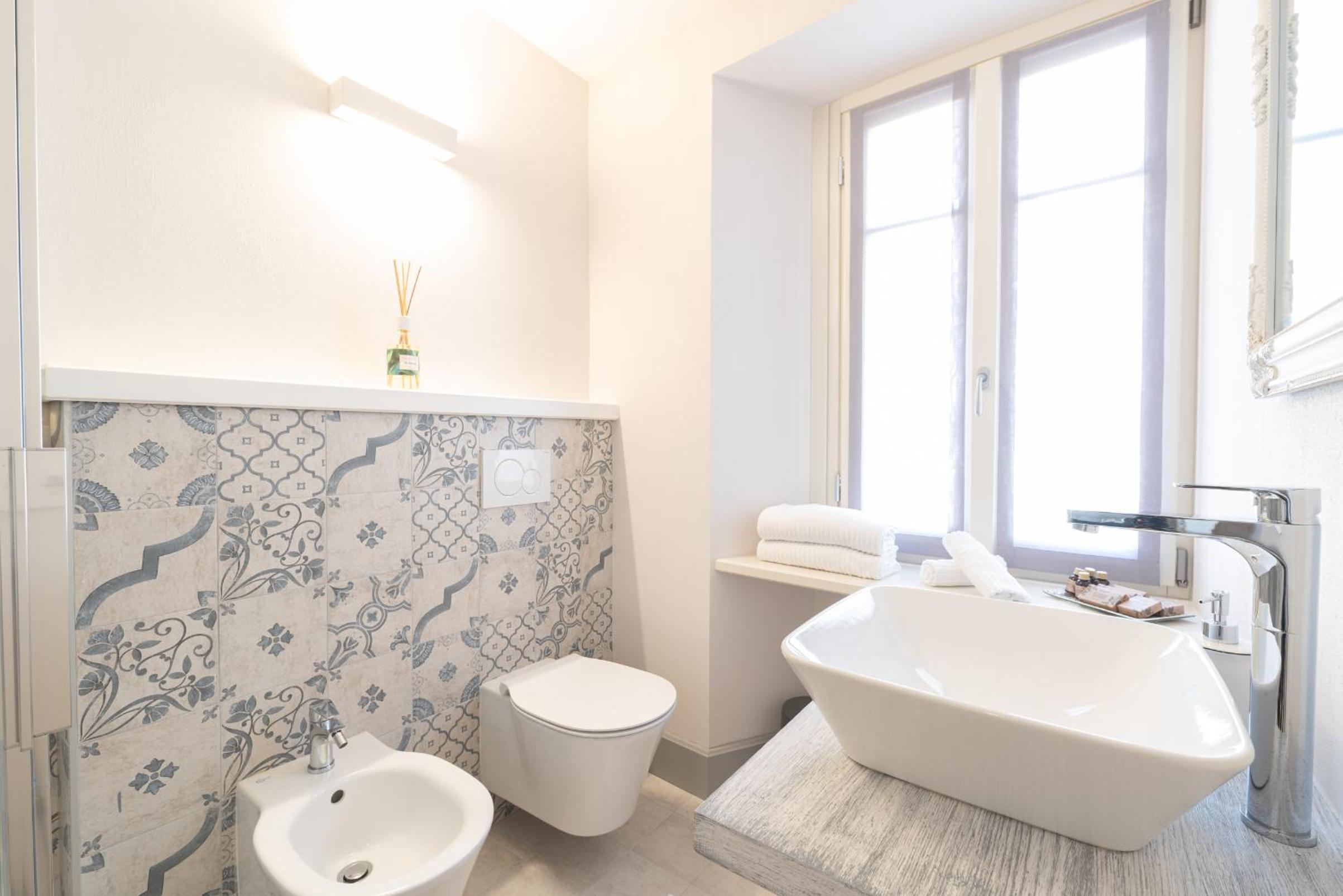 Standard Double or Twin Room photo 2