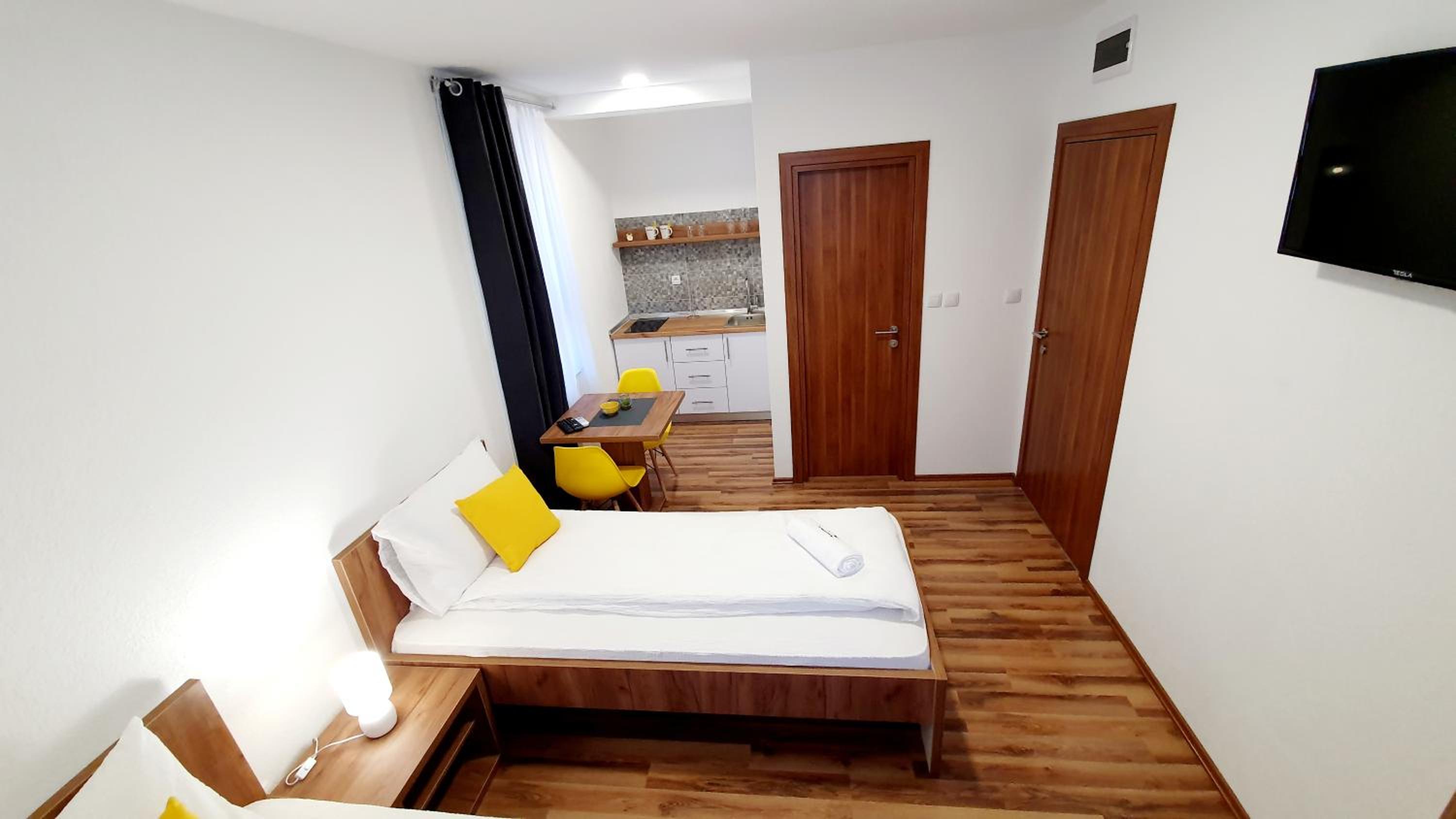 Studio Apartment photo 3