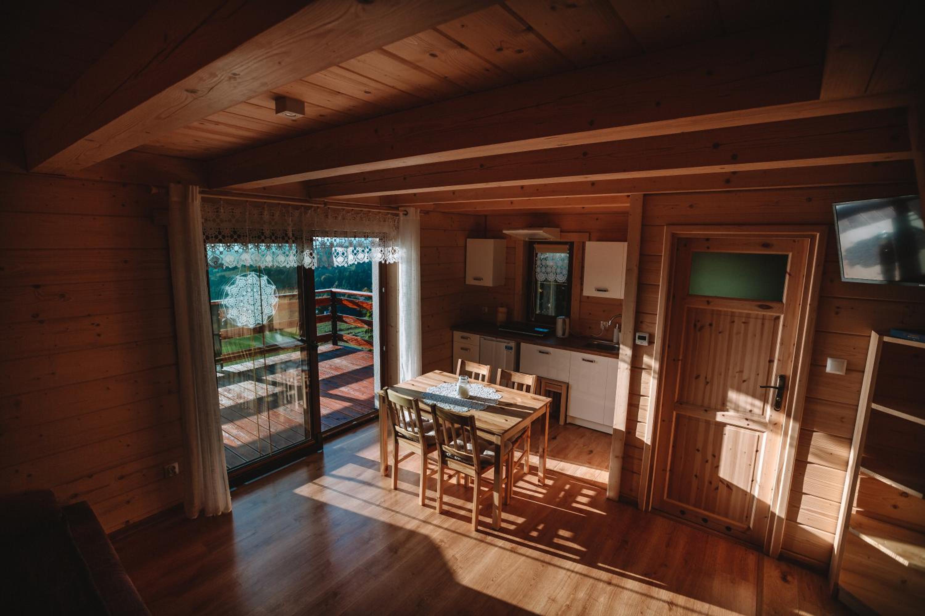 Apartment with Mountain View photo 2