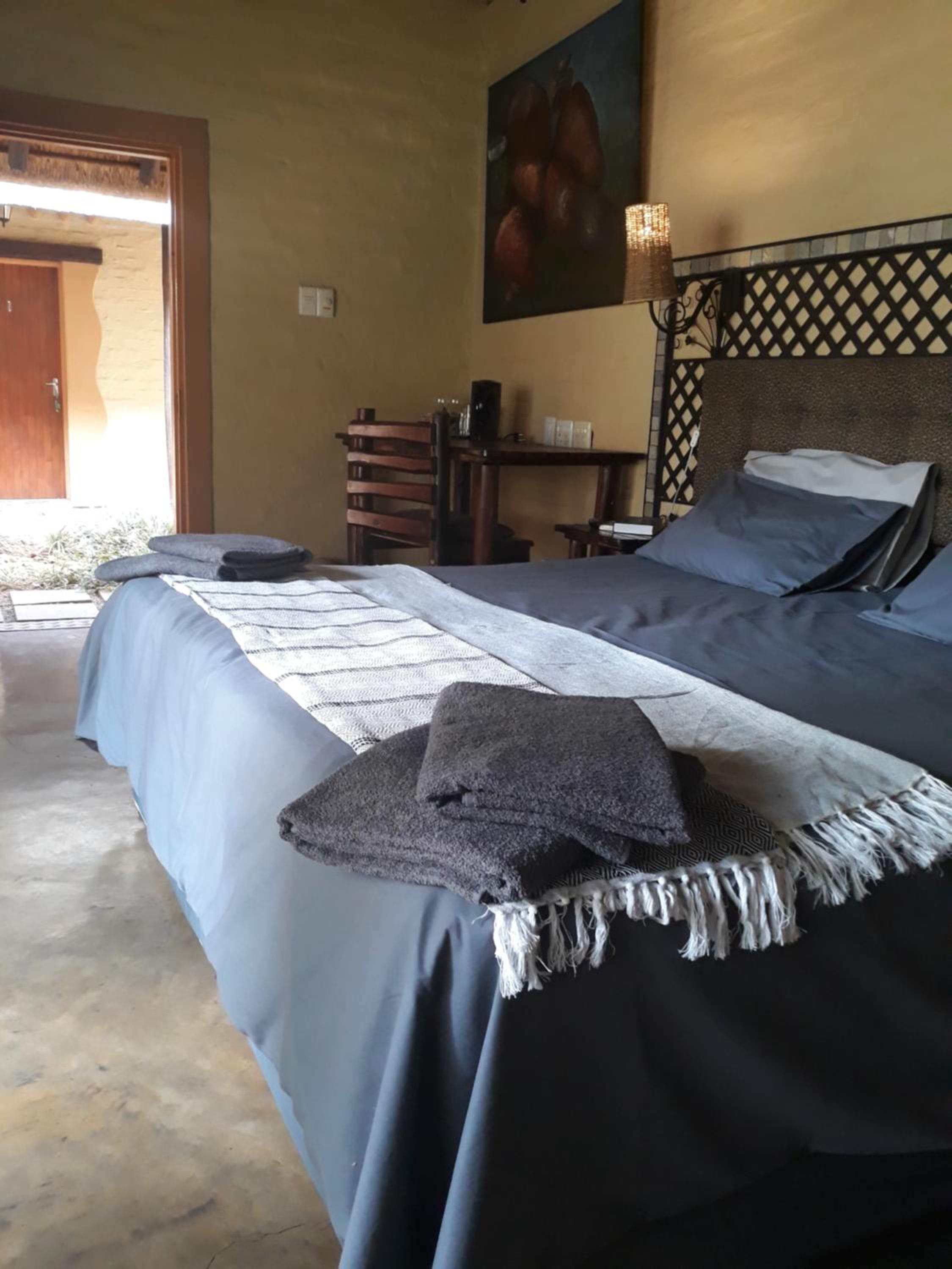 King Room with Garden View - Photo 34