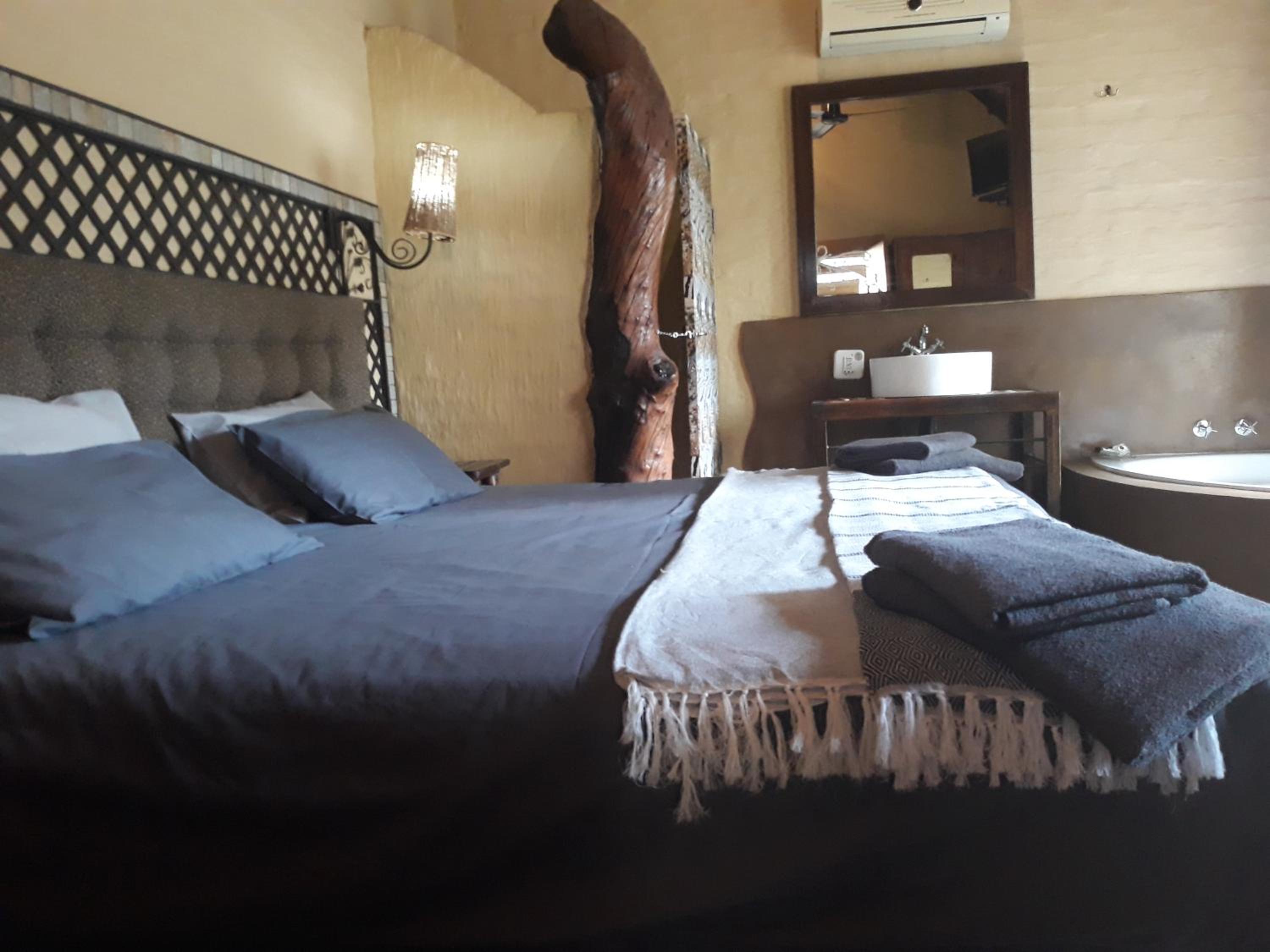 King Room with Garden View - Photo 18