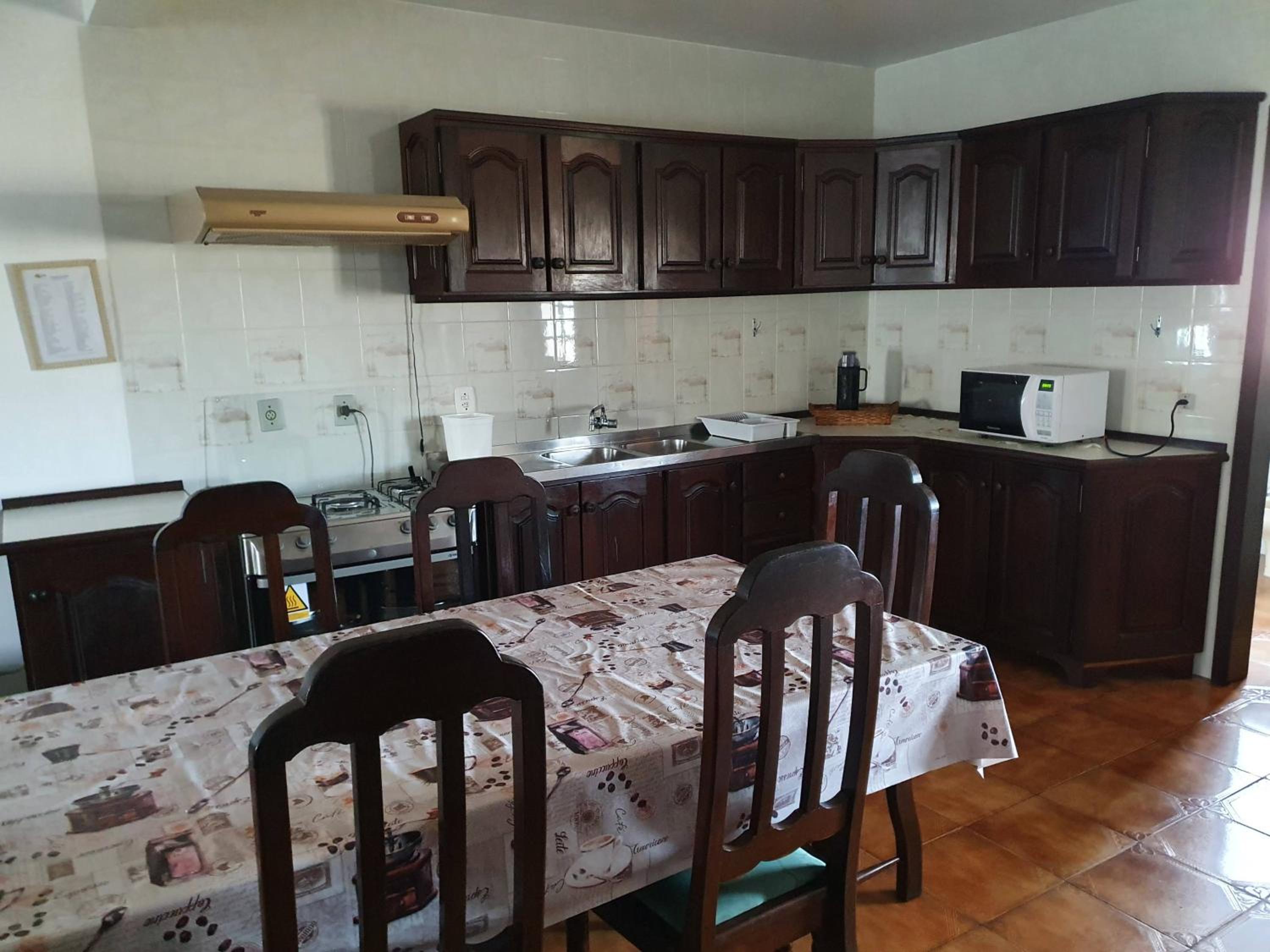 Two-Bedroom Apartment - Photo 8