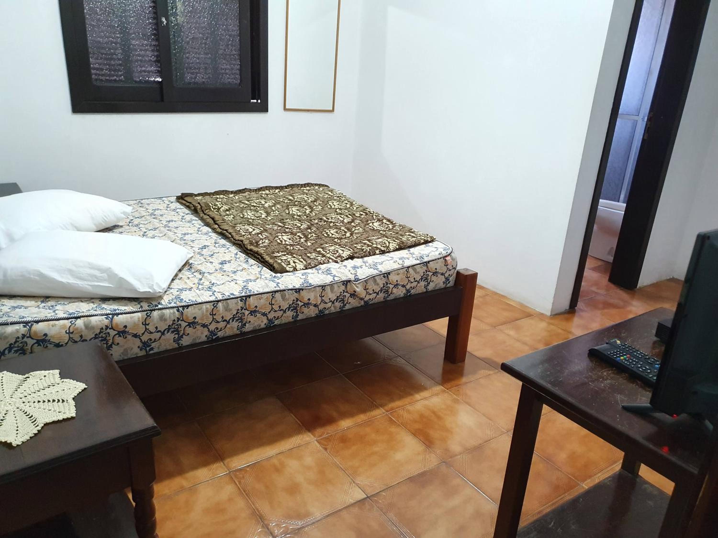 Two-Bedroom Apartment - Photo 4