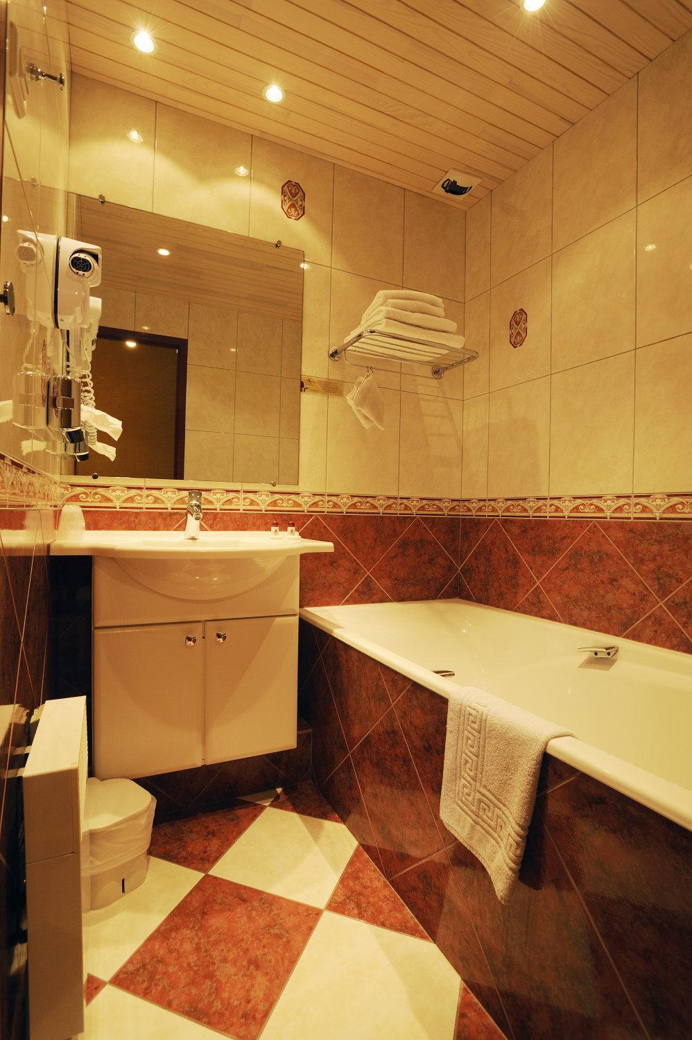 Comfort Double Room - Non-Smoking - Photo 2