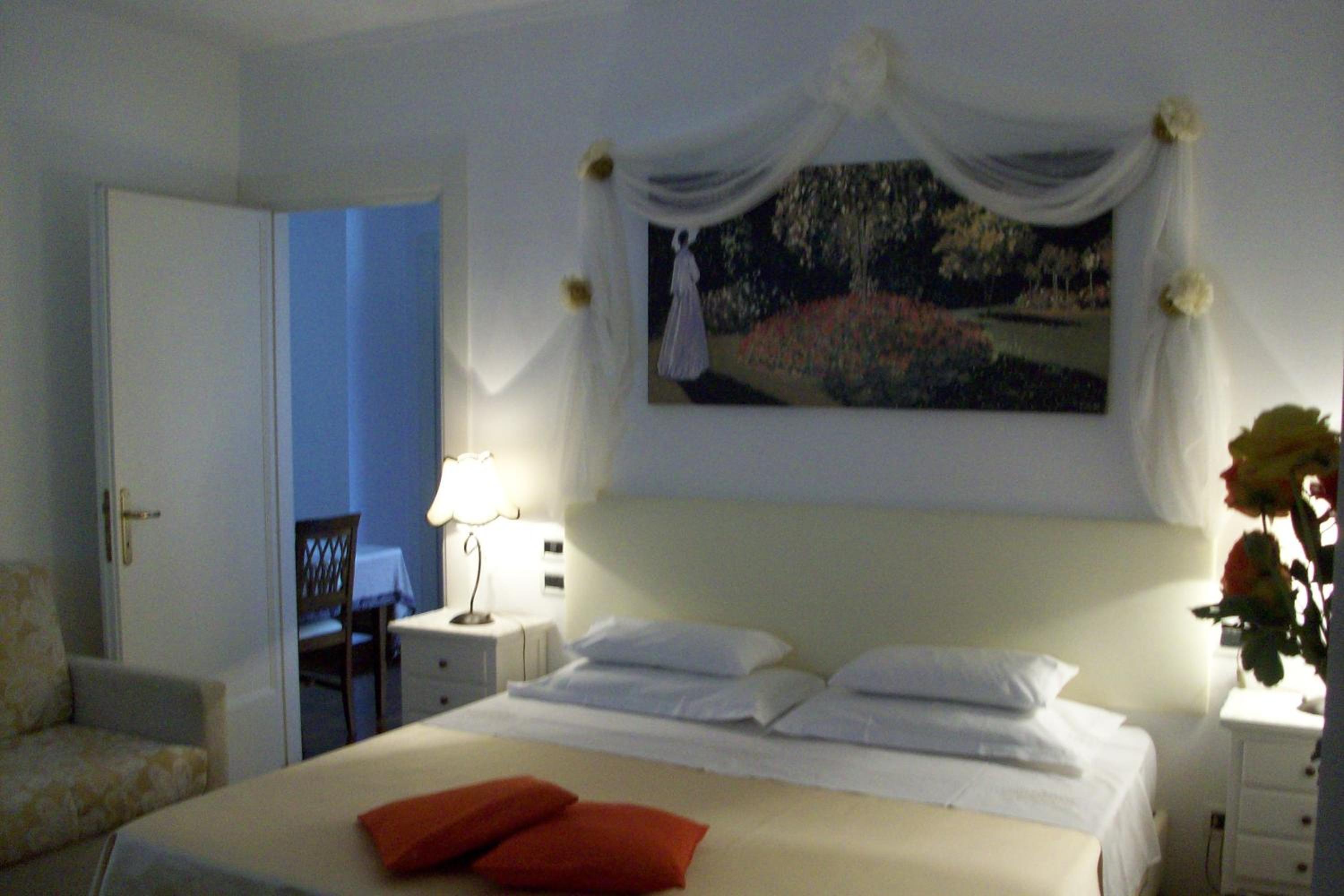 King Room with Mountain View photo 3