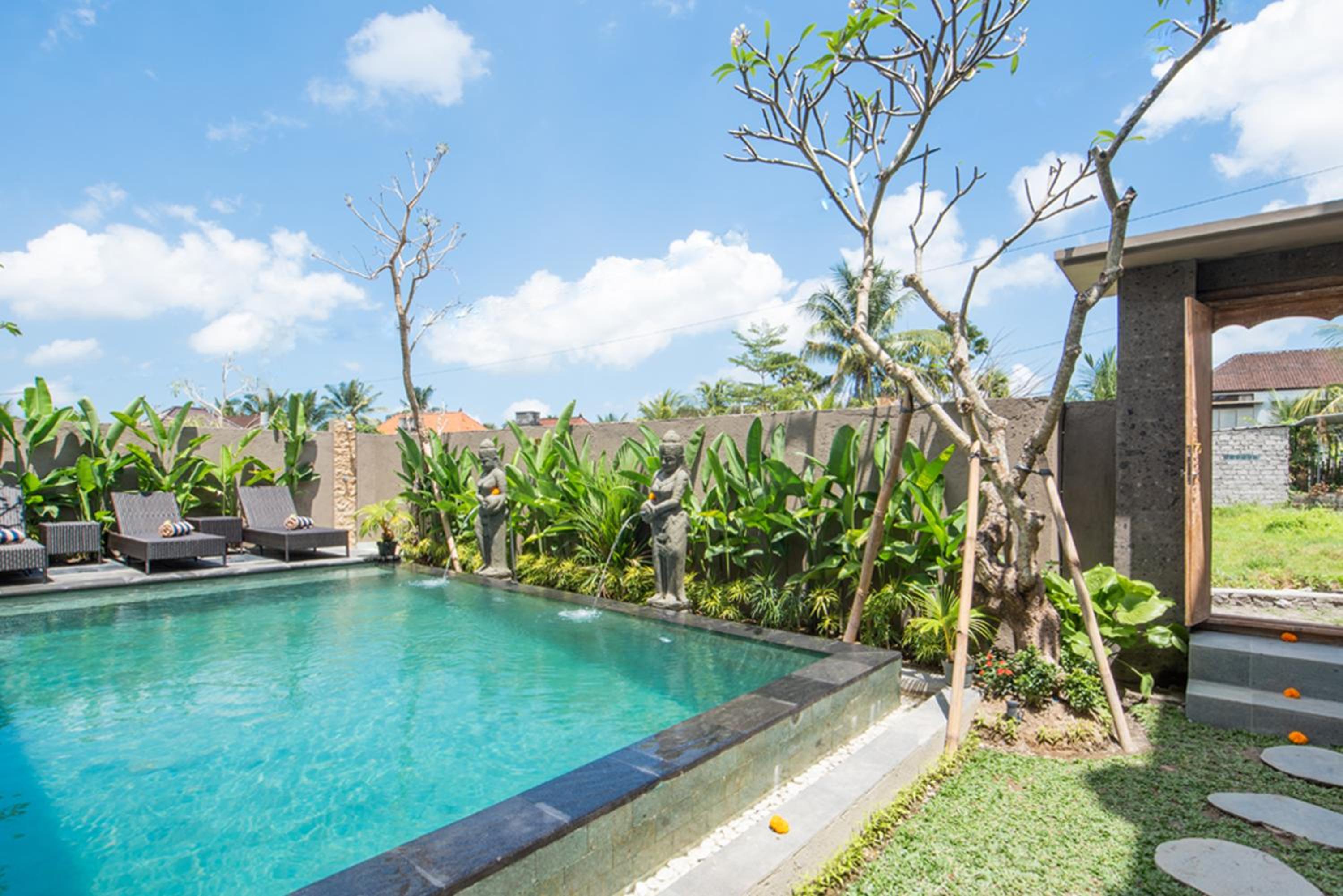 Villa with Private Pool - Photo 57