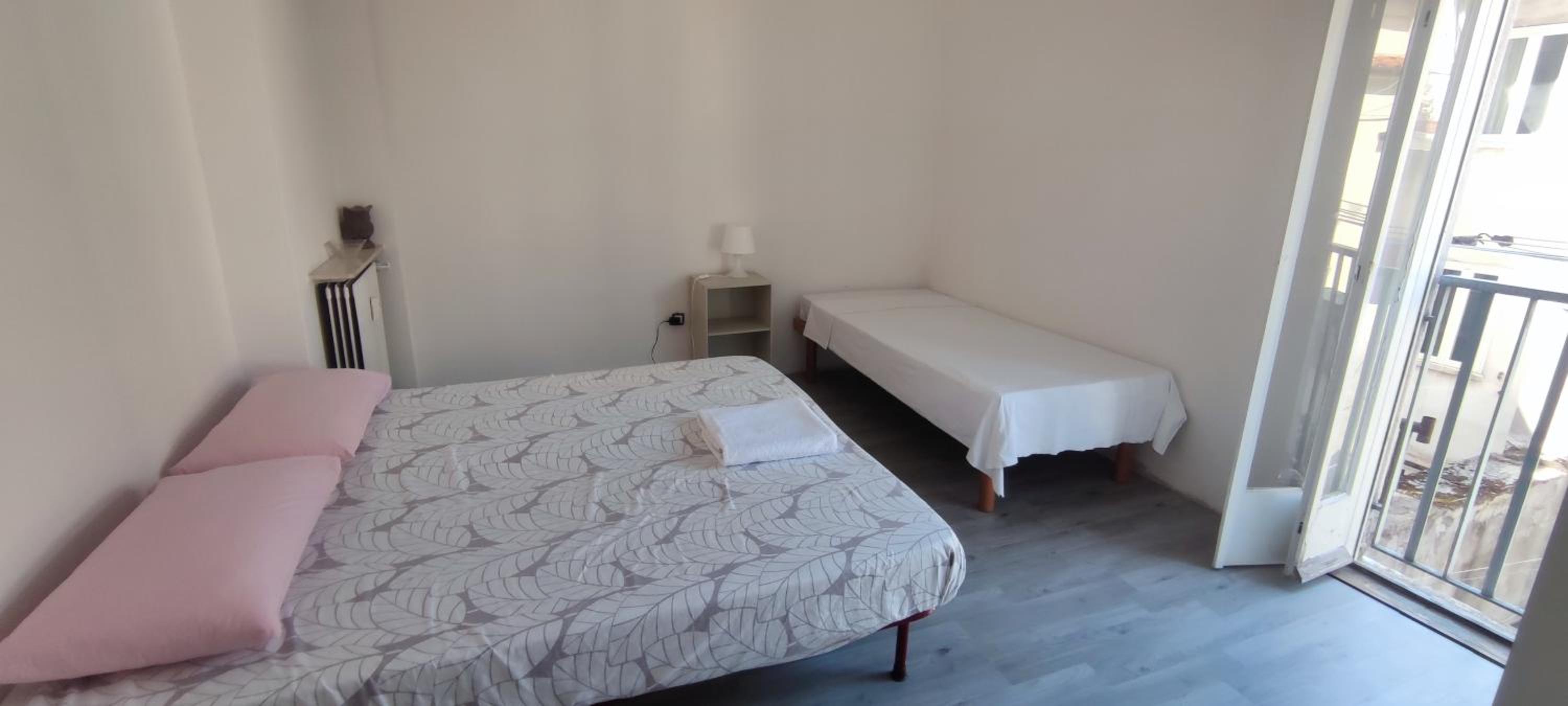 Two-Bedroom Apartment - Photo 16