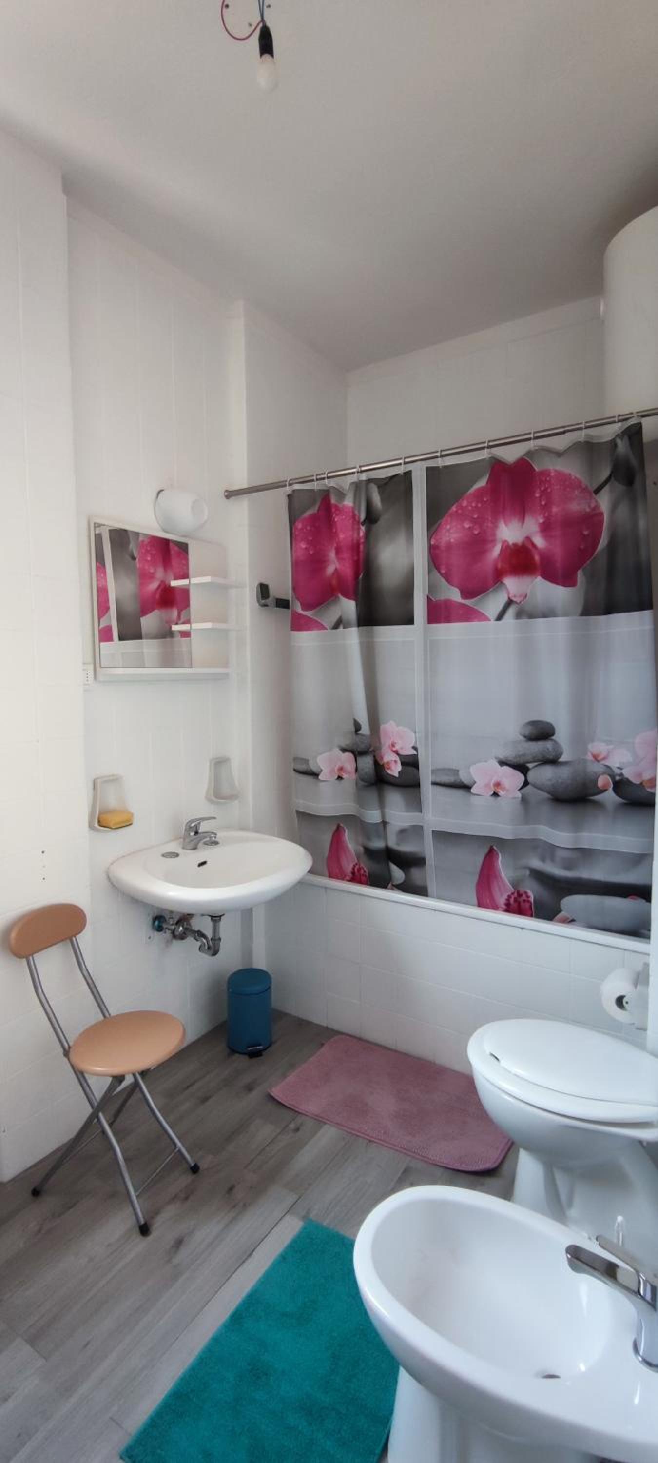 Two-Bedroom Apartment - Photo 10