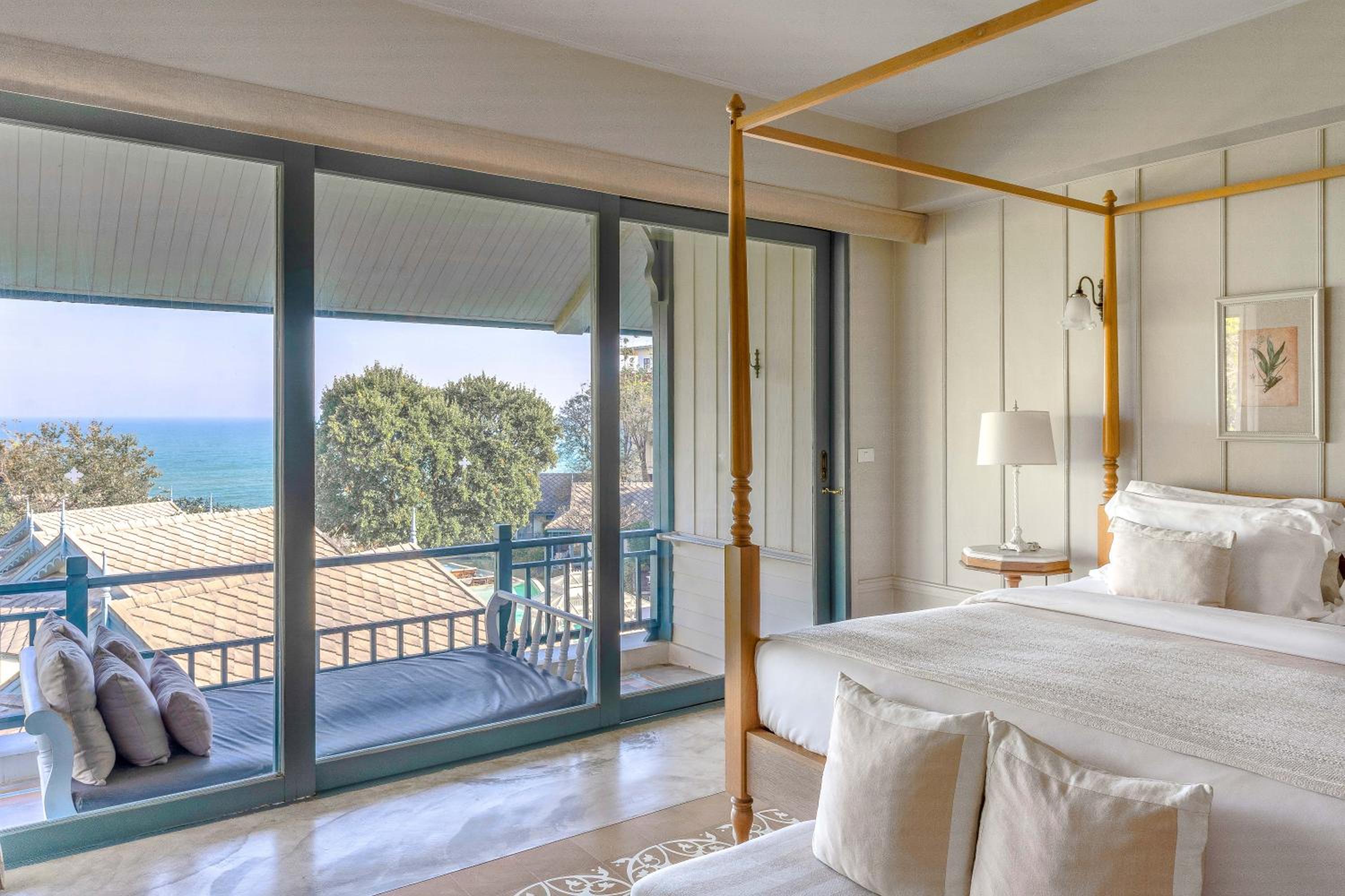 Seaside Suite with Sea View - Photo 2
