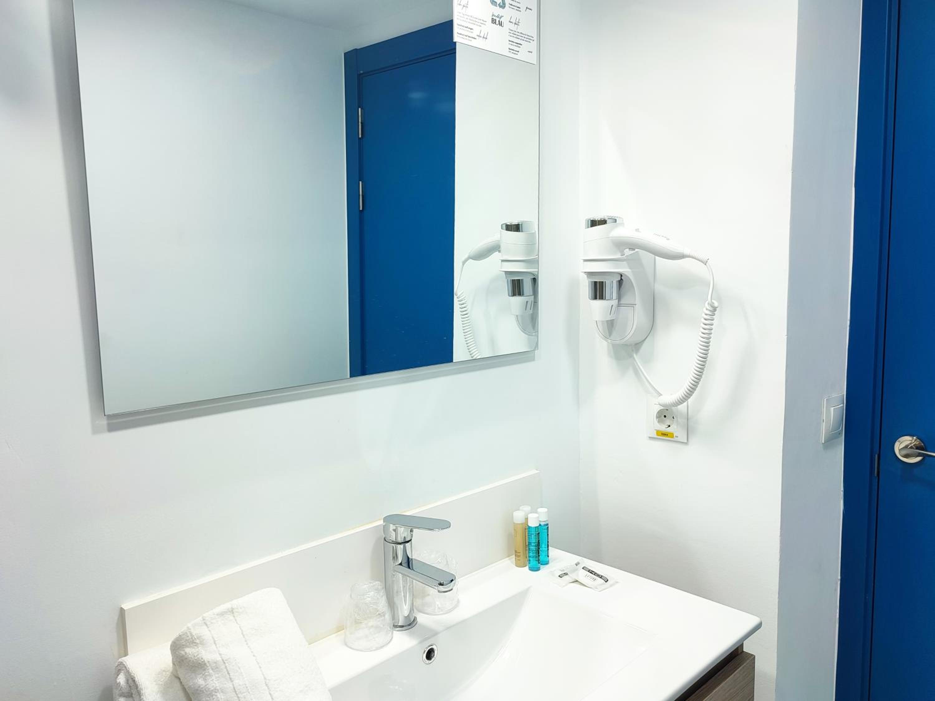 Superior Double Room with City View photo 2