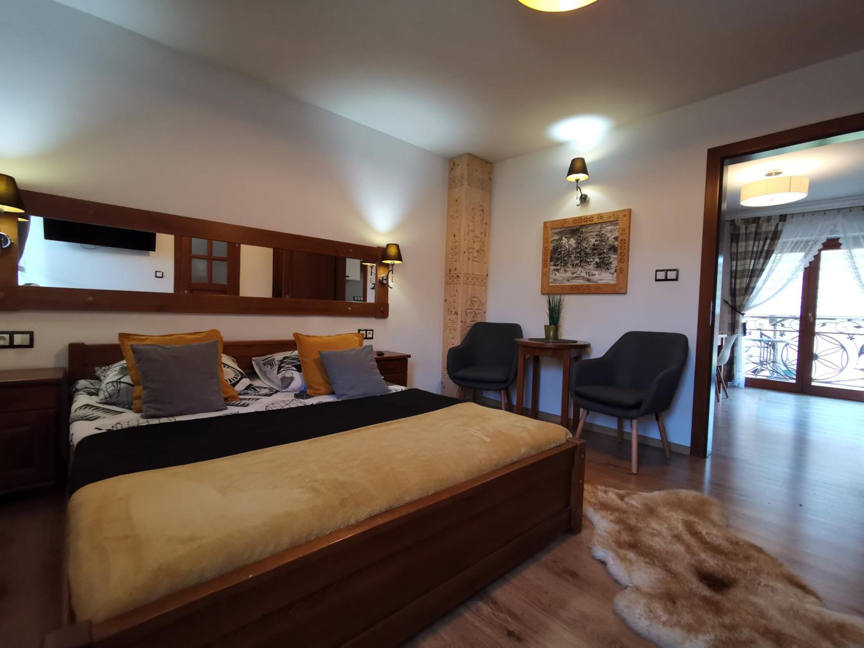Deluxe Apartment - Photo 12