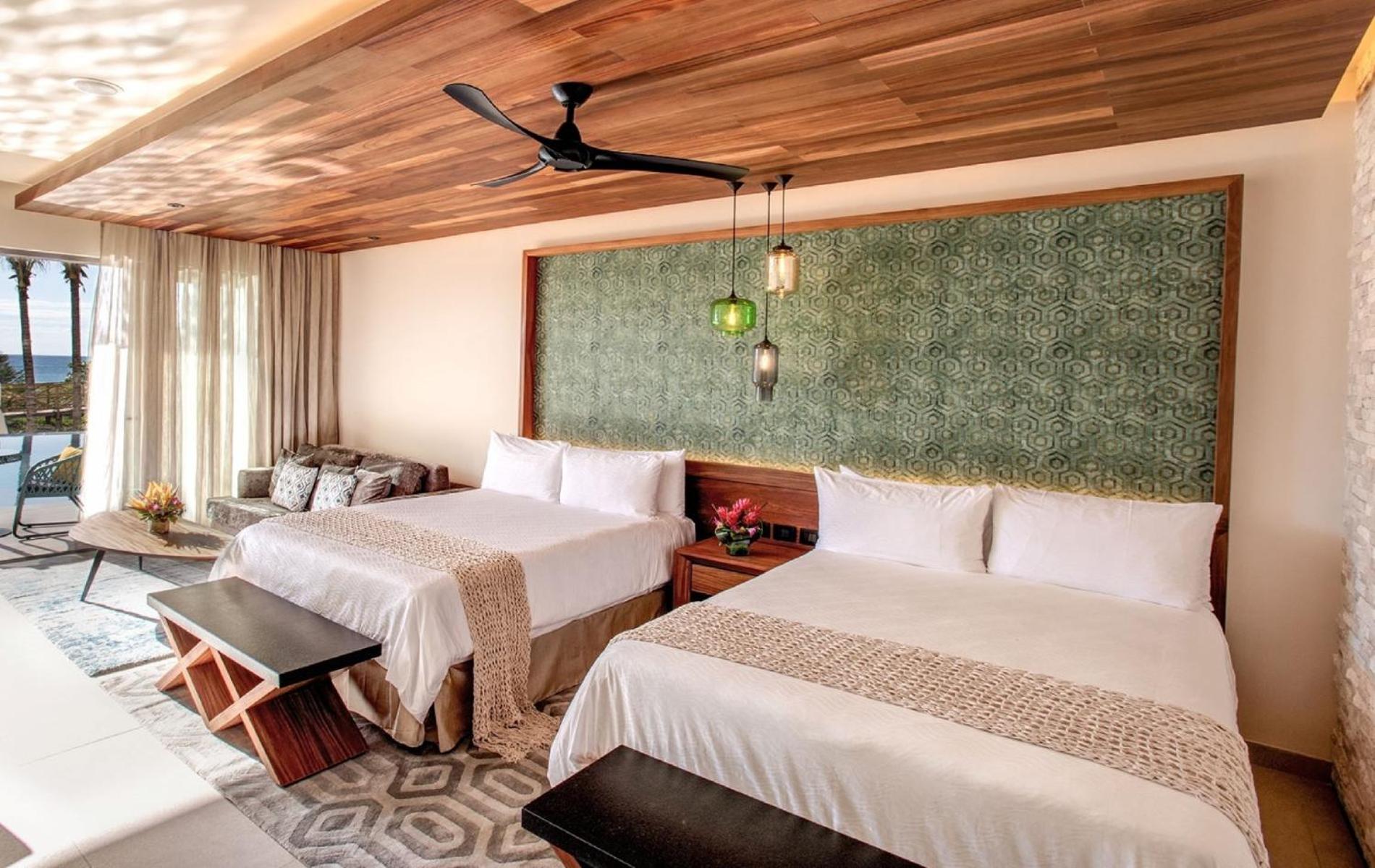 Swim Out Queen Suite