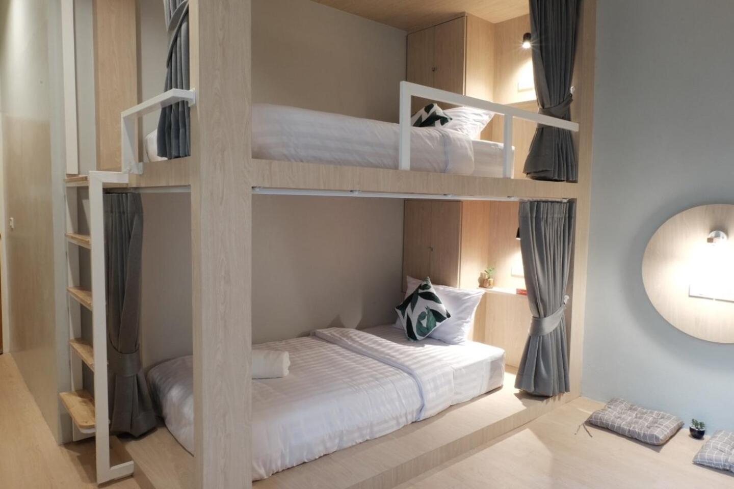 Quadruple Room with Garden View - Photo 10