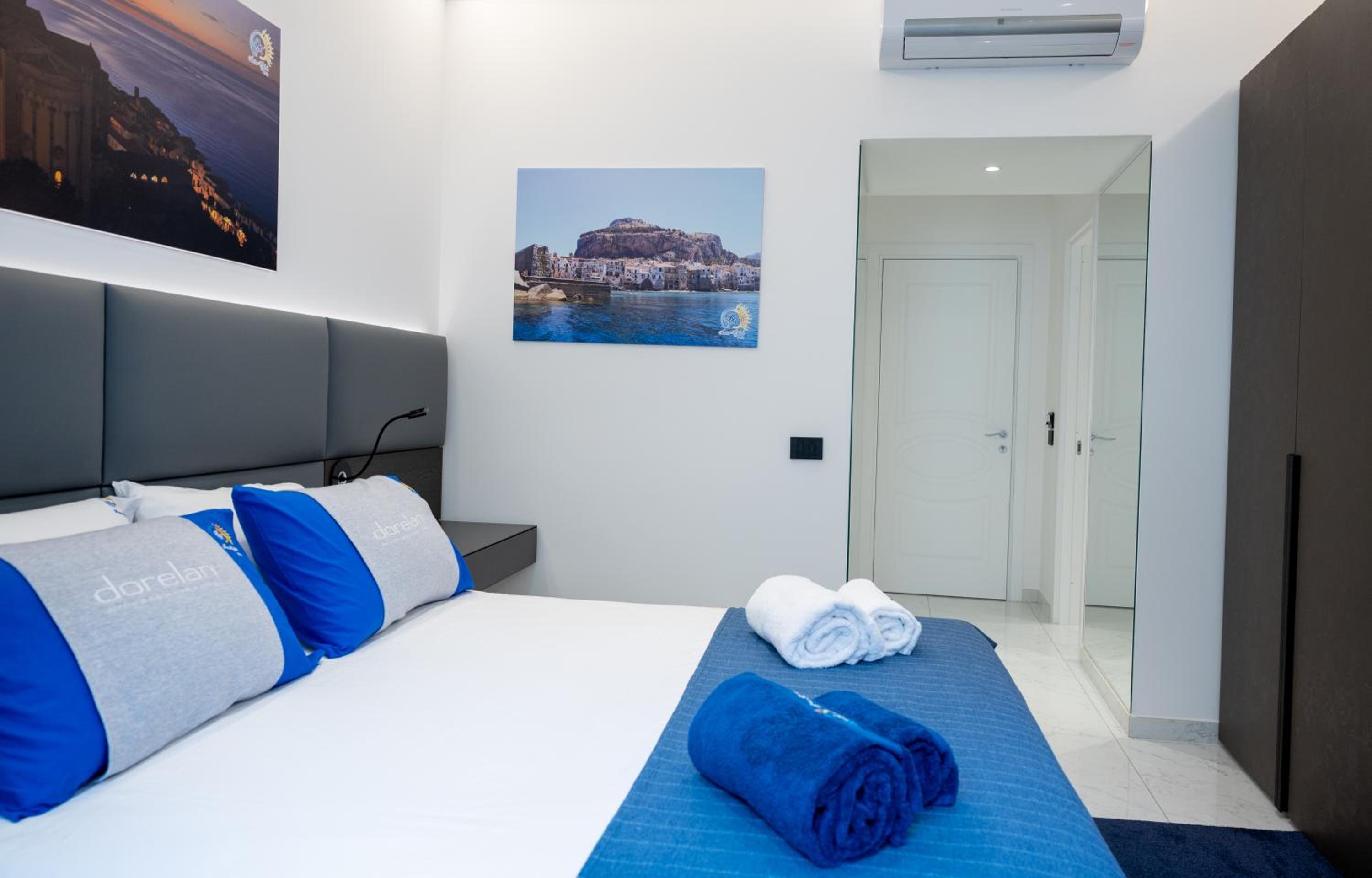 Deluxe King Room - Photo 8