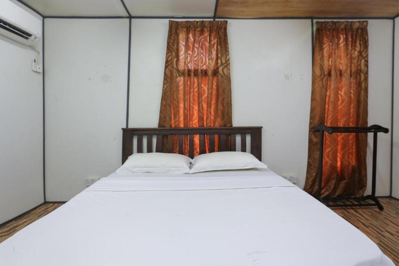 Double Room - Photo 3