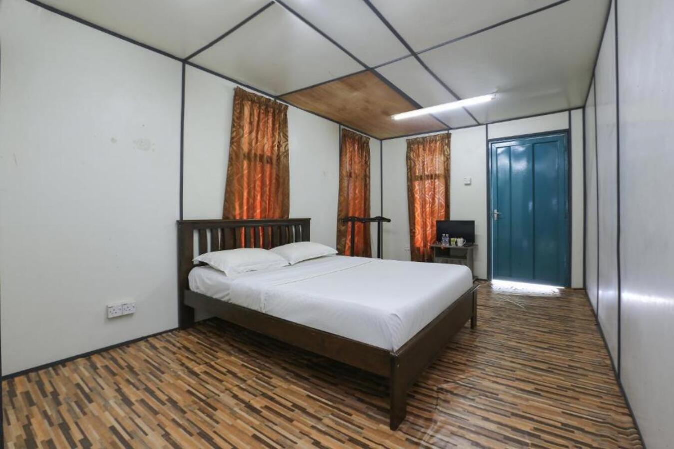 Double Room - Photo 1