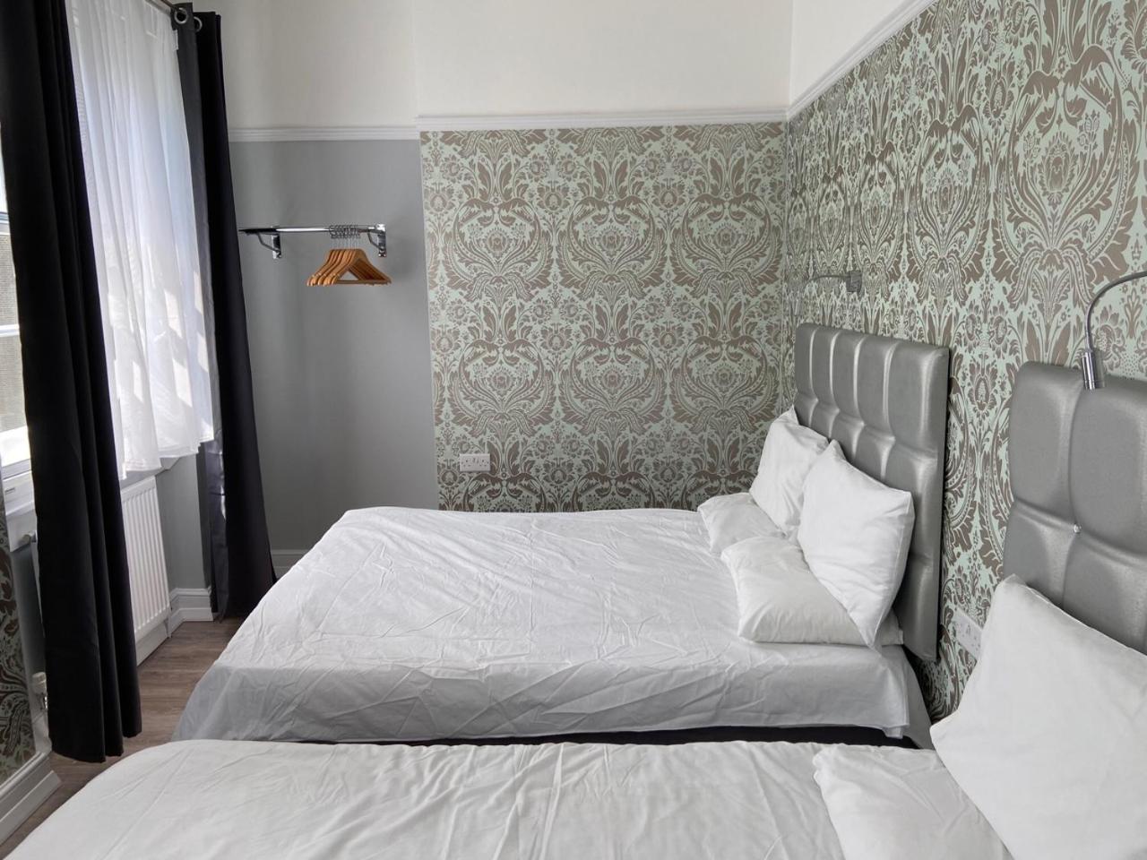 Standard Triple Room photo 3