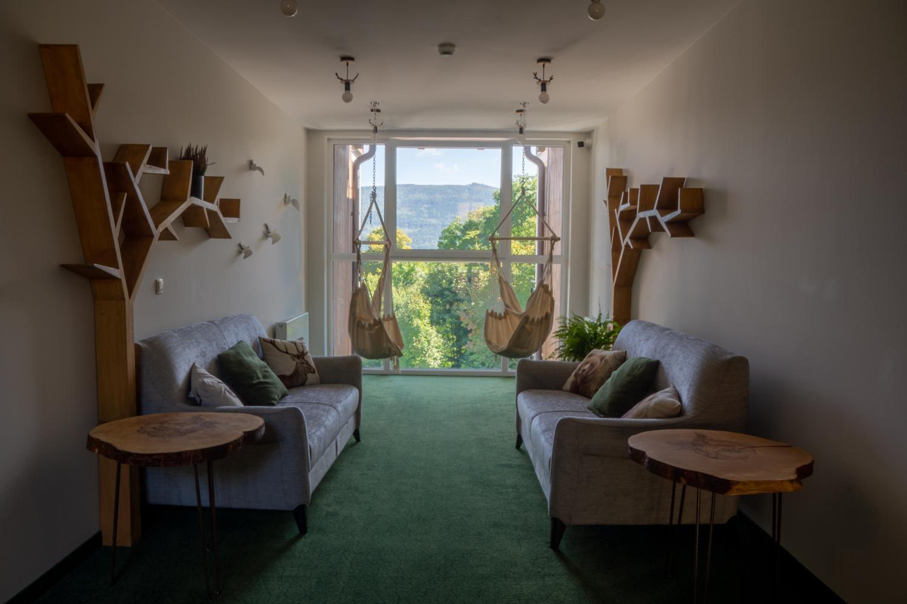 Apartment with Mountain View photo 3