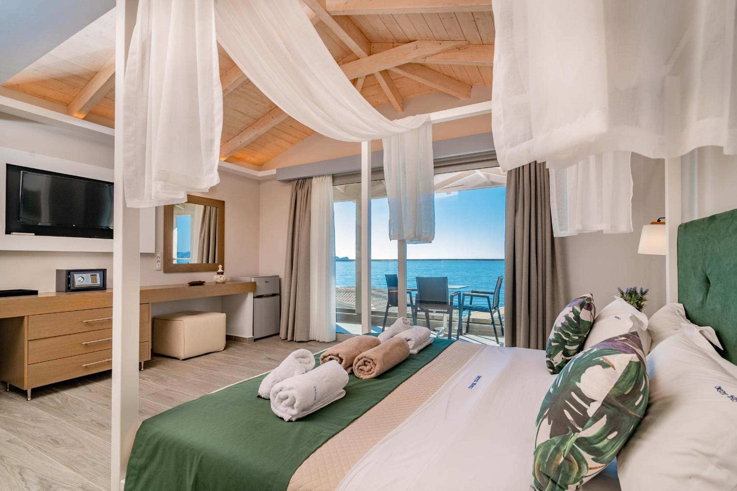 Queen Room with Sea View photo 3