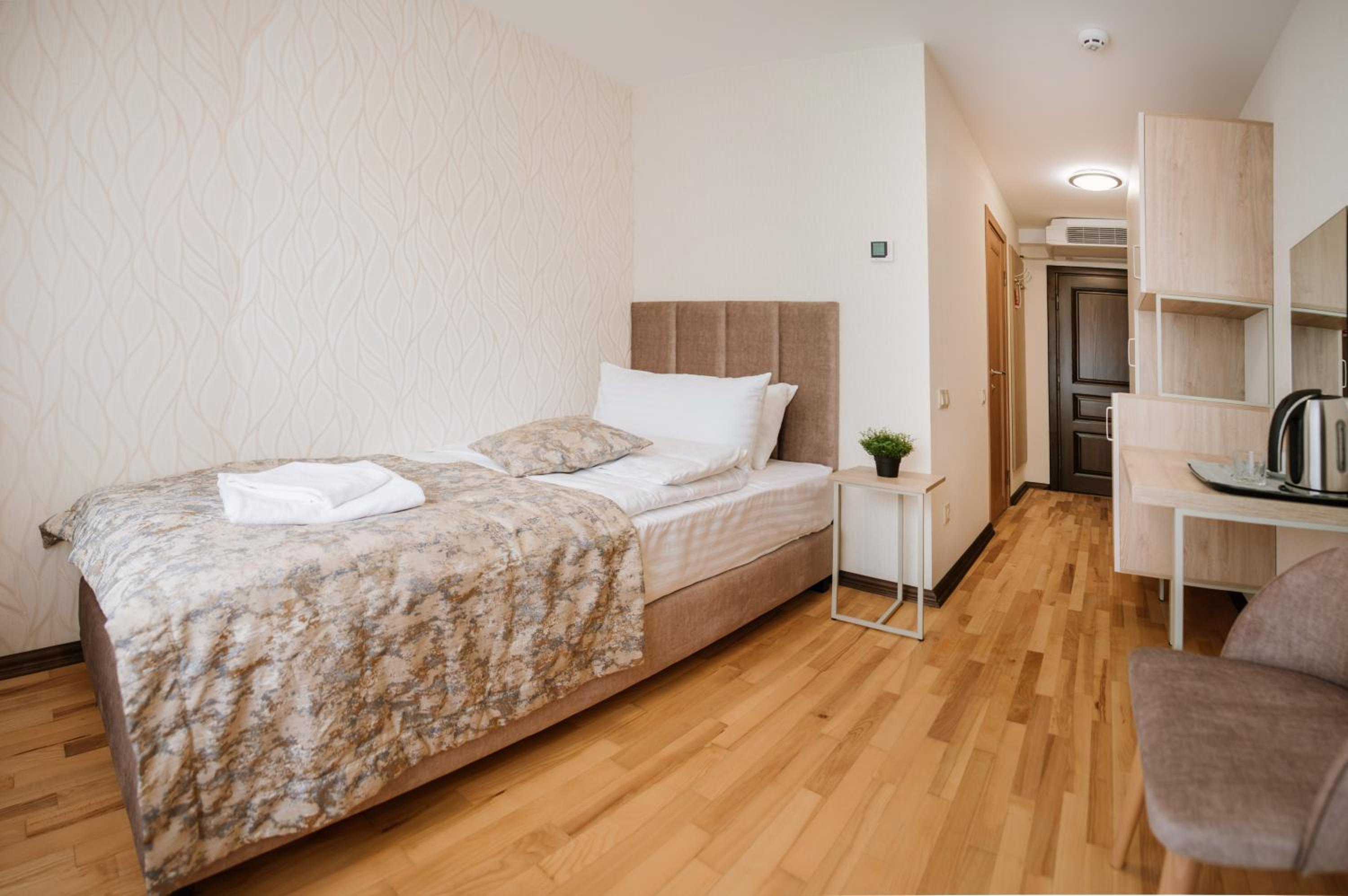 Single Room with Shower photo 3