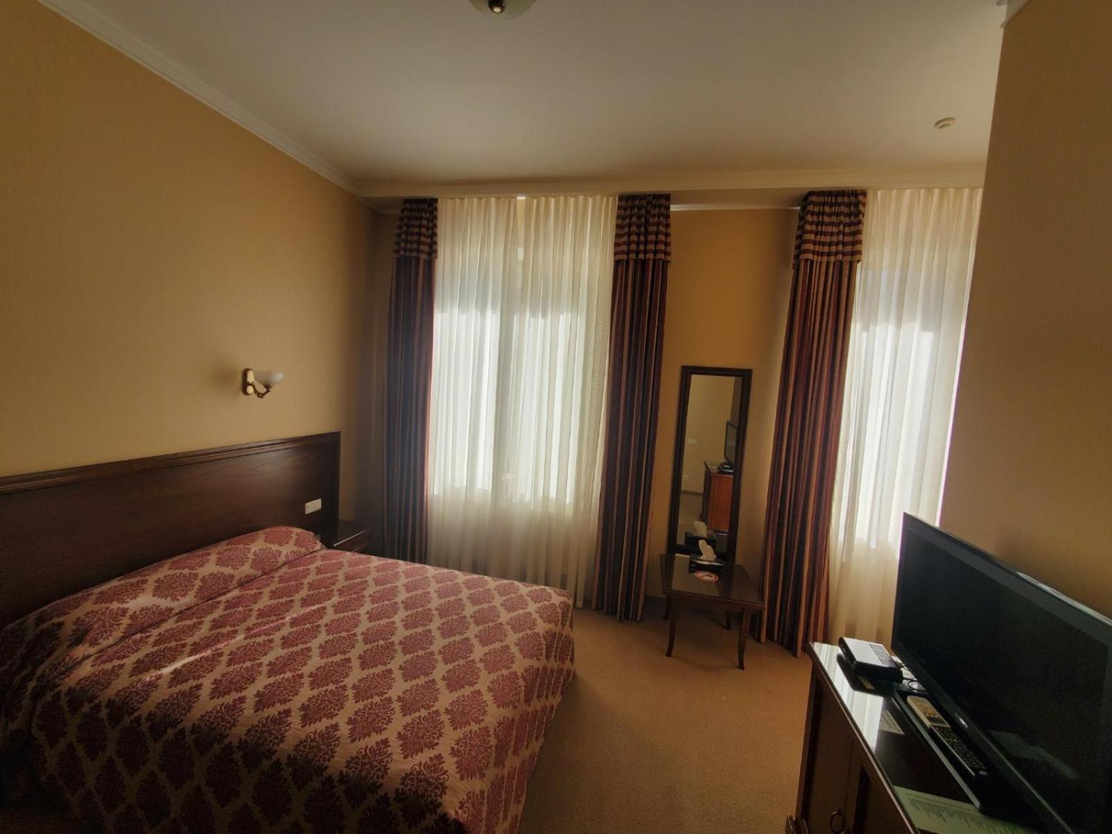 Economy Double or Twin Room photo 2