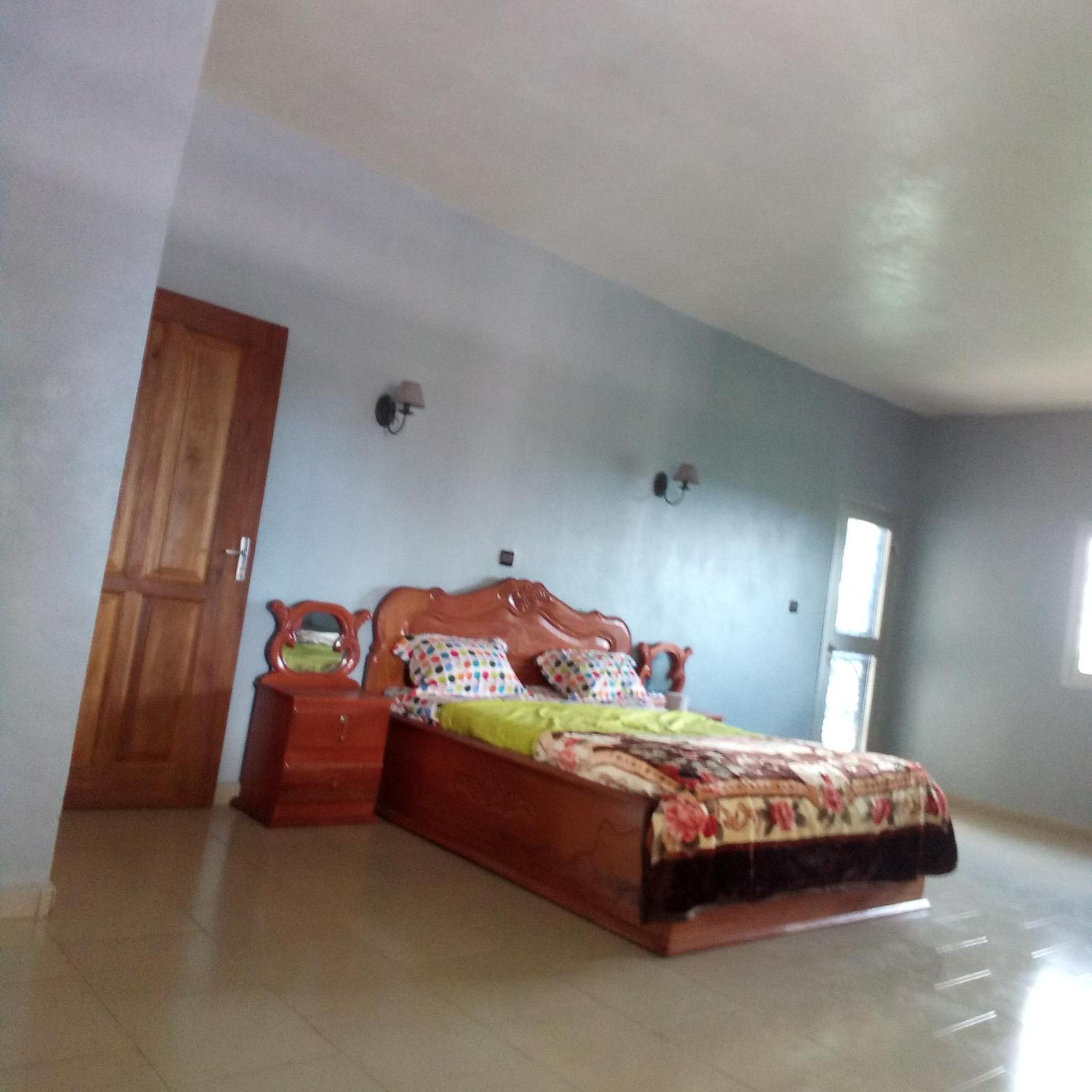 Three-Bedroom Villa photo 2