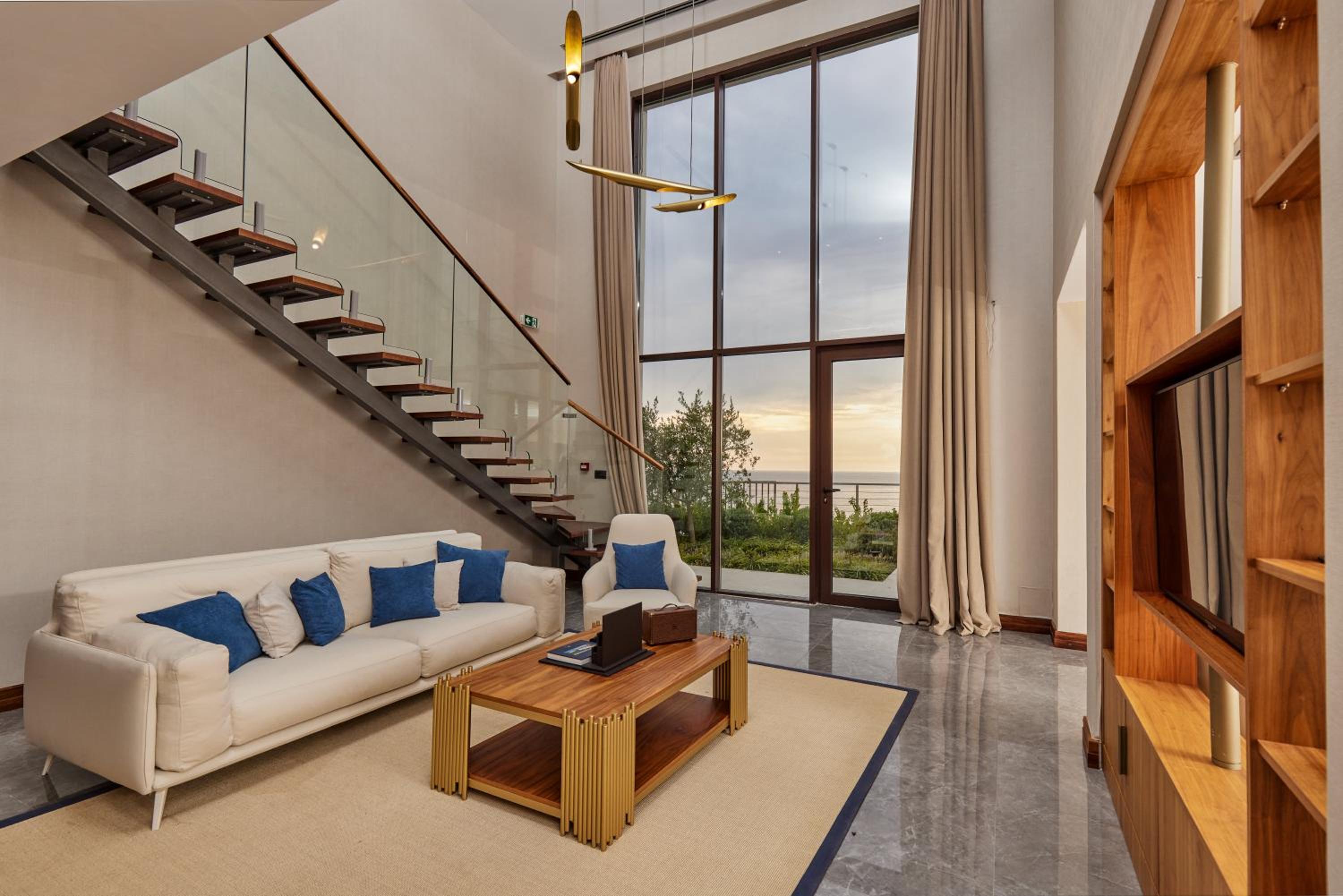 Deluxe Villa