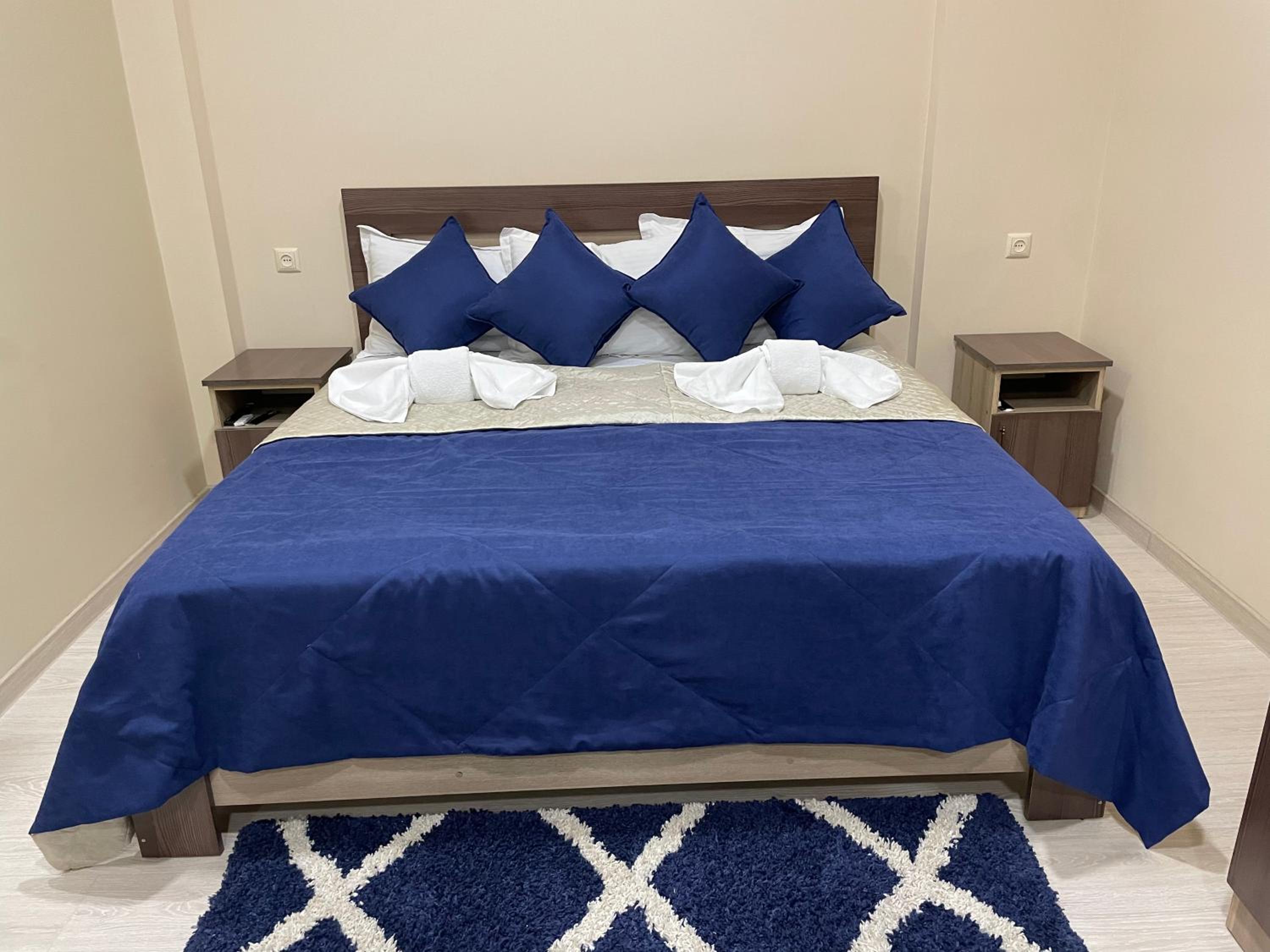 One-Bedroom Suite photo 3
