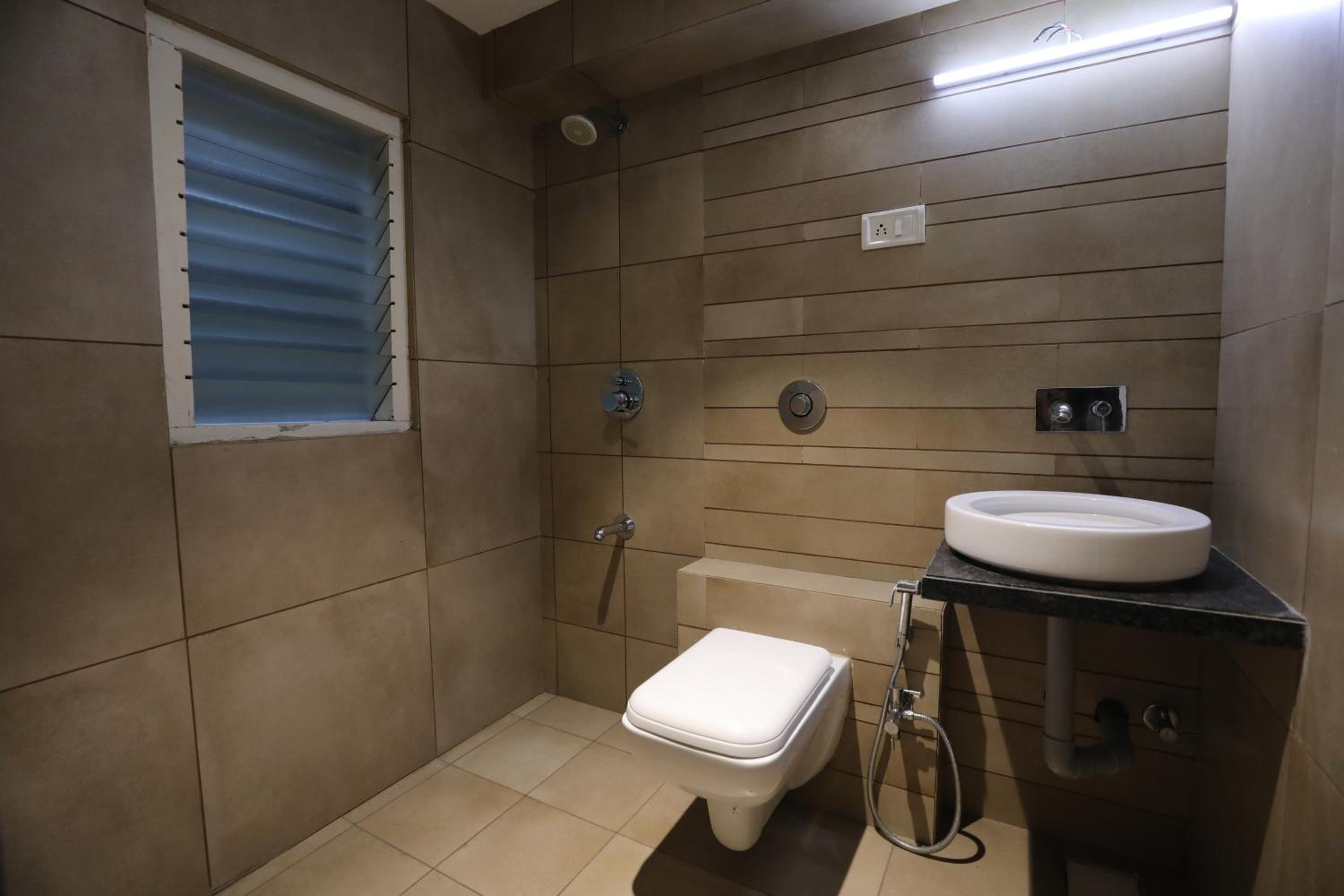 Quadruple Room - Photo 16