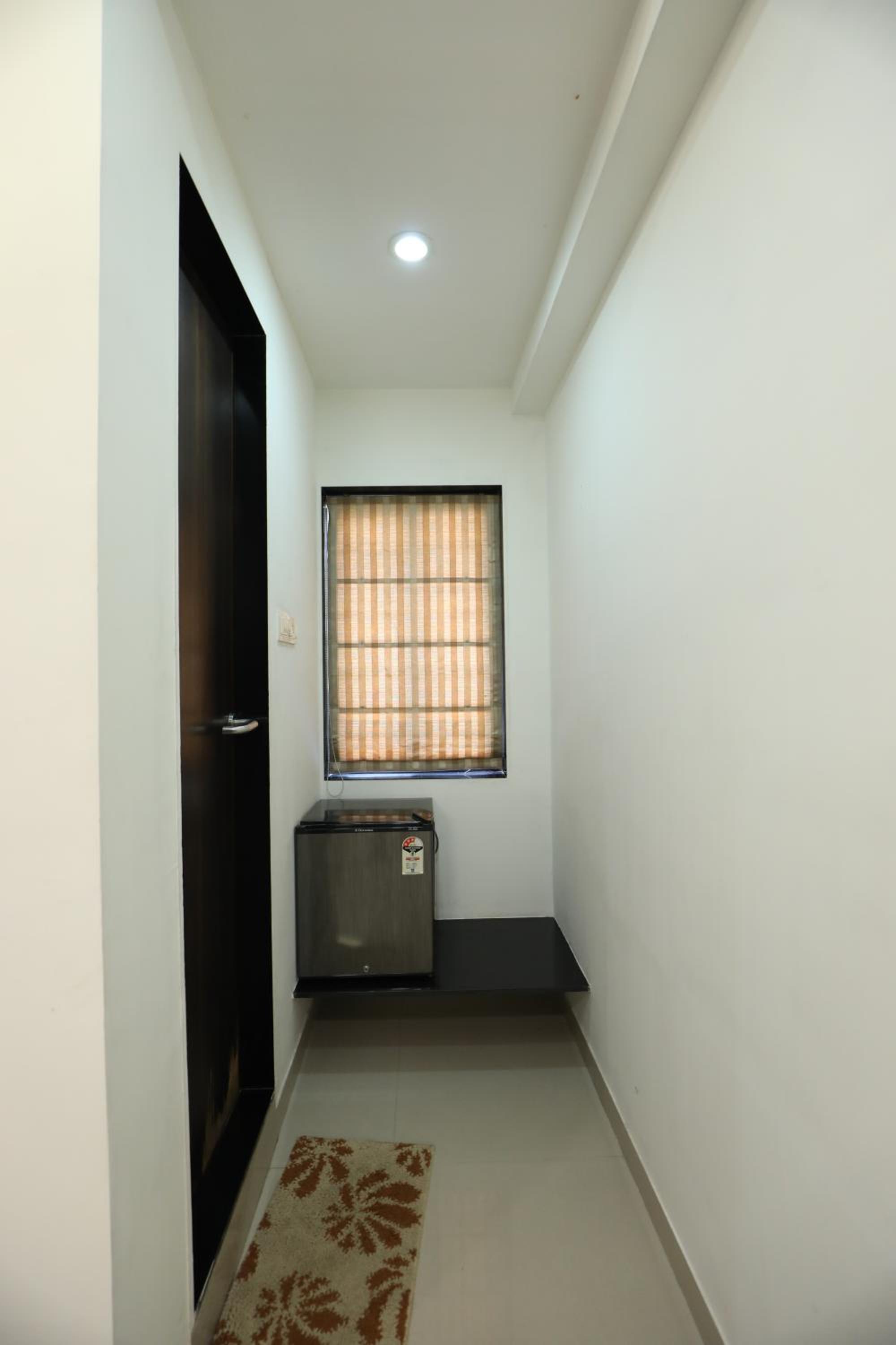 Deluxe Room - Photo 3