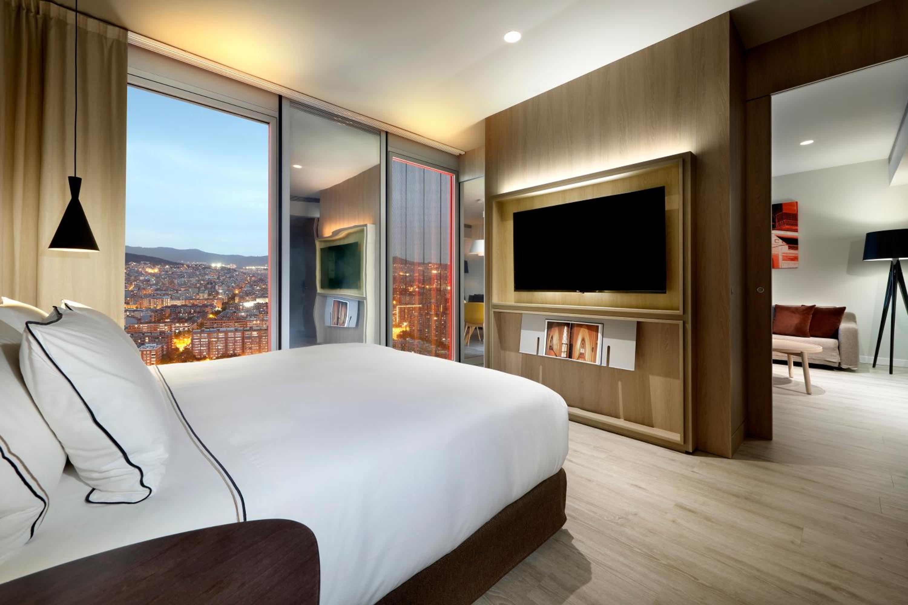 The Level Suite City View