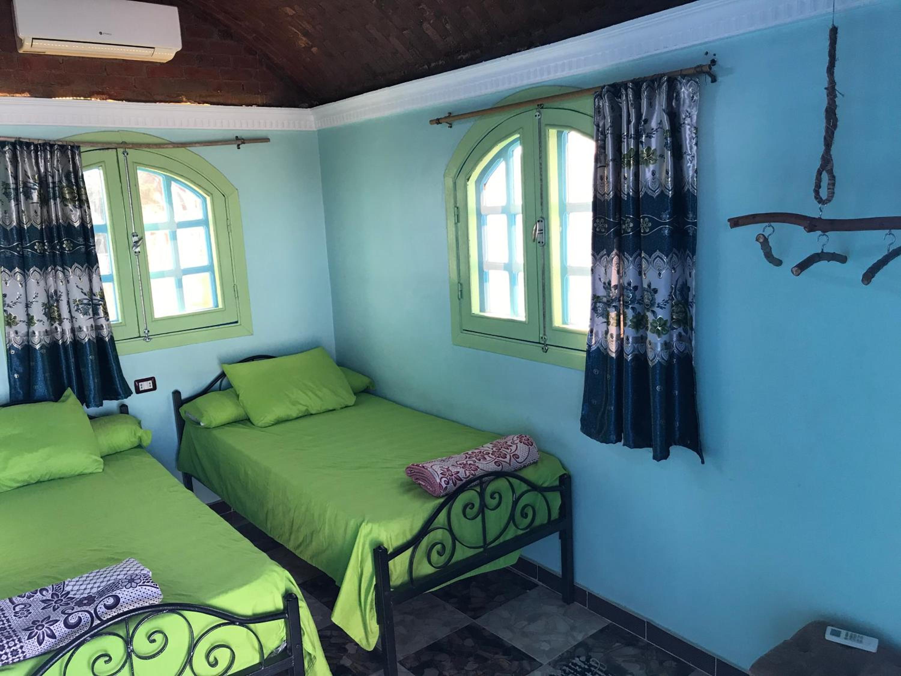 Twin Room with View - Photo 13